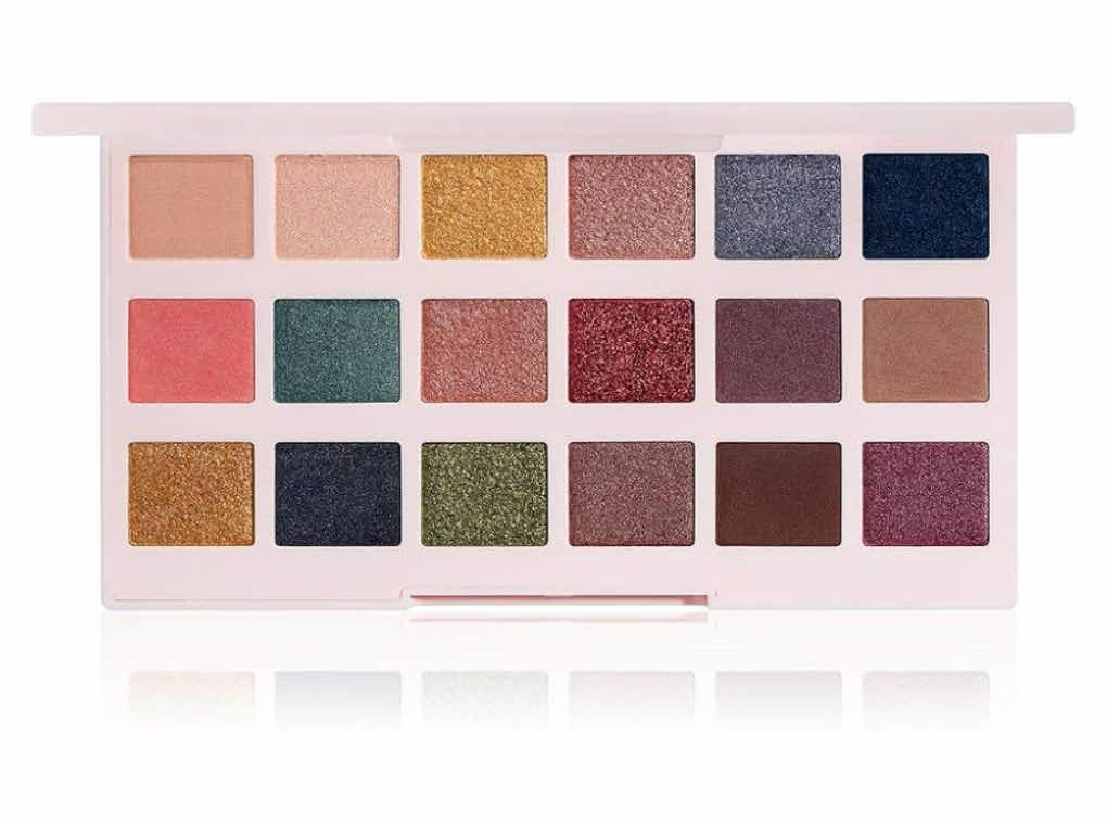 Photo 1 of NEW CIATÉ LONDON ‘THE EDITOR PALETTE’ 18 PC EYESHADOW PALETTE & SPACE CASE COSMETICS QUAD EYESHADOW SET