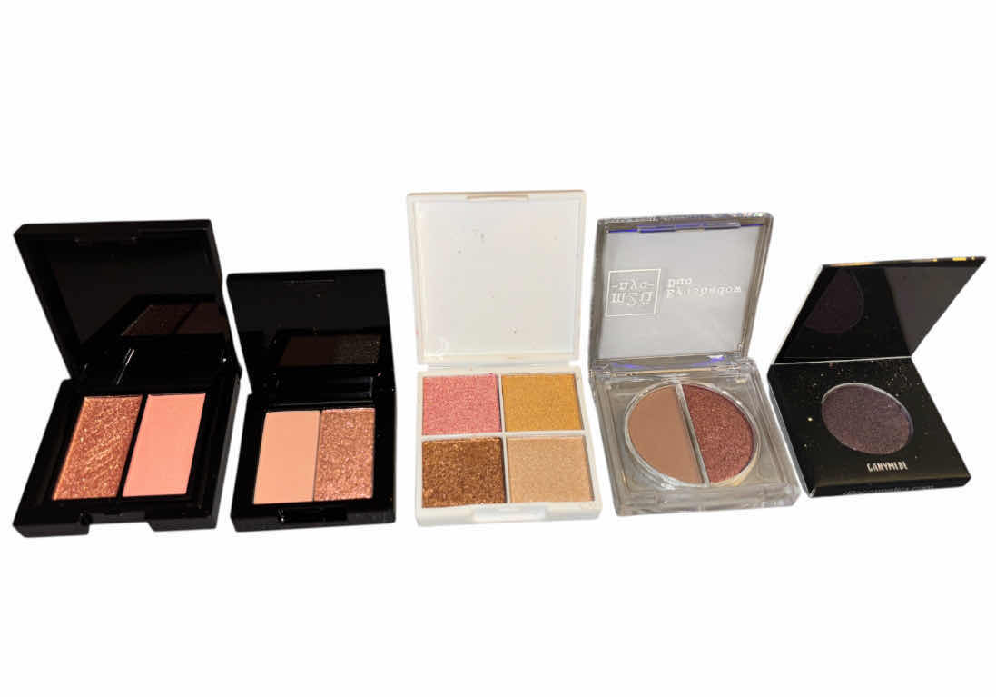 Photo 1 of NEW ASSORTED EYESHADOW DUOS, QUAD & SINGLE (5)