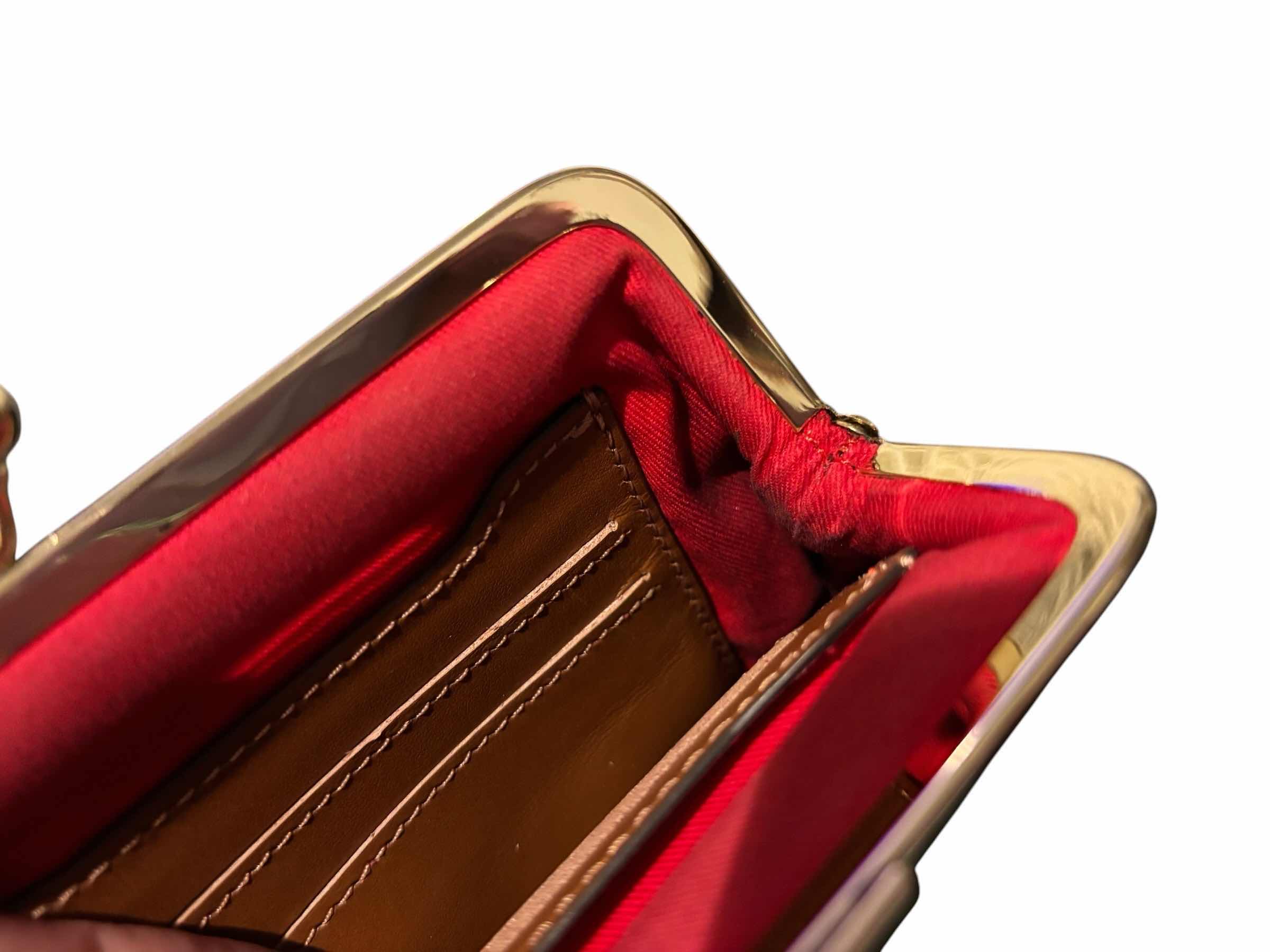 Photo 1 of DOONEY & BOURKE WEXFORD SMOOTH LEATHER KISSLOCK COIN PURSE, NATURAL $150