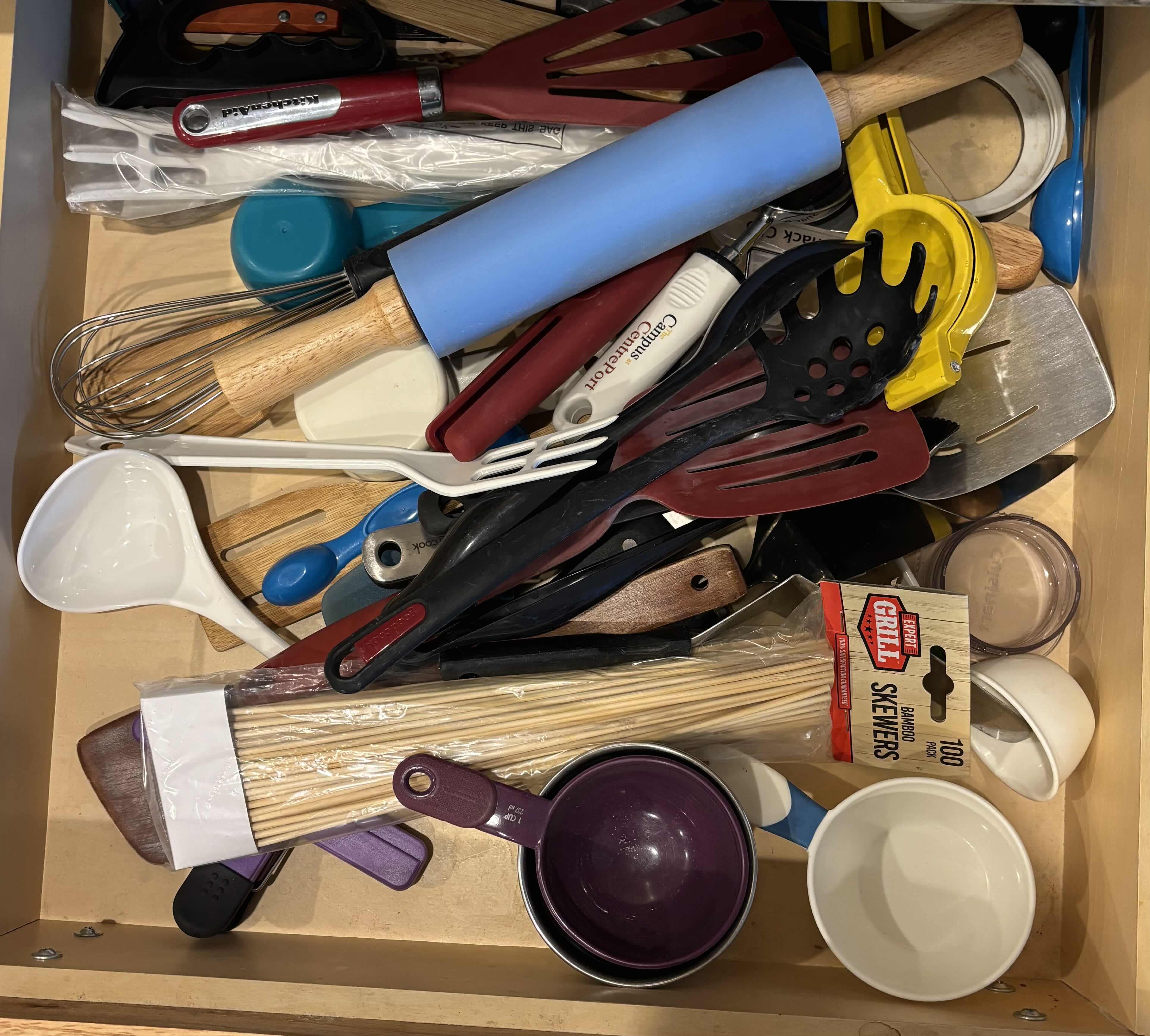 Photo 1 of CONTENTS OF KITCHEN DRAWERS (2)