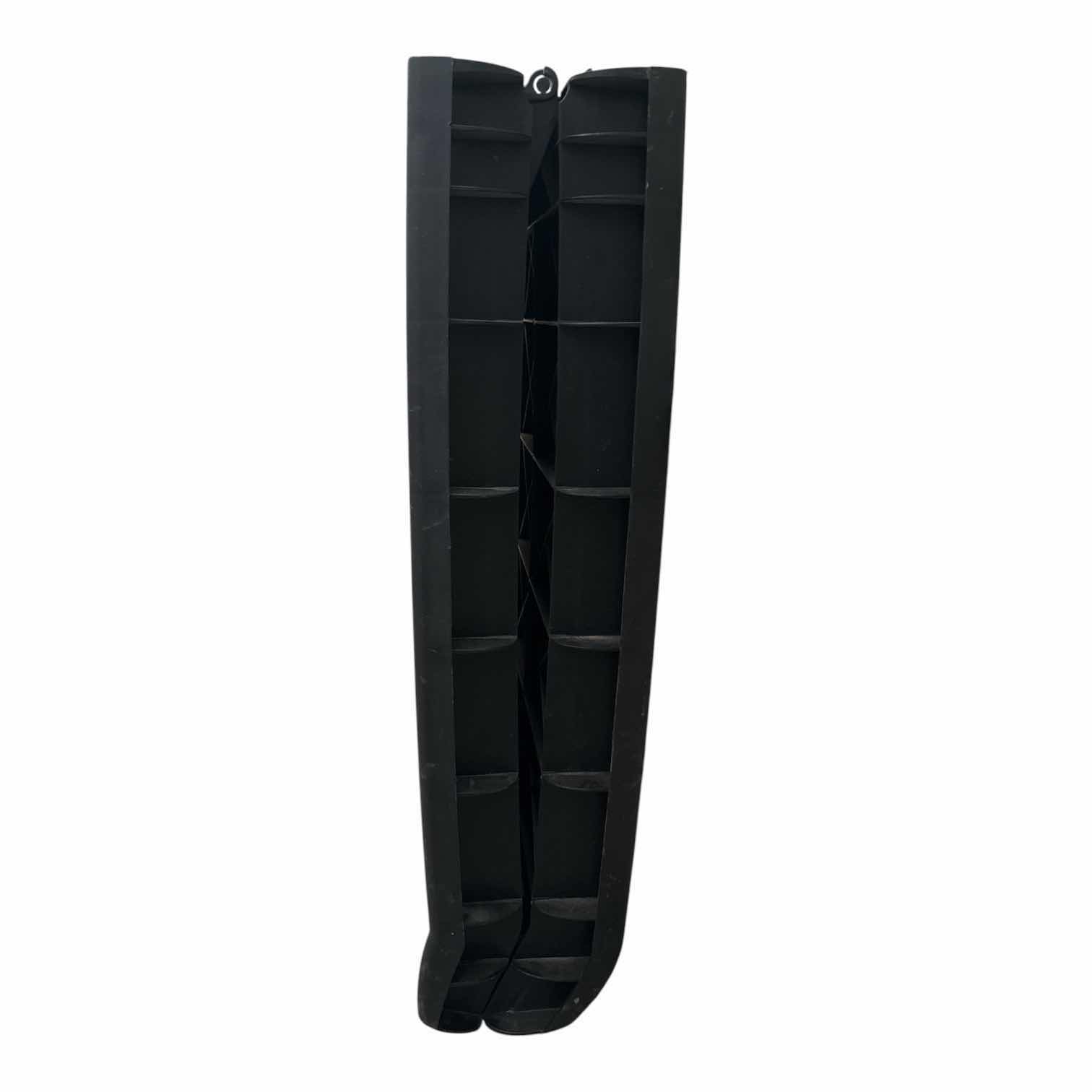 Photo 1 of NON SLIP FOLDABLE PET RAMP L61”