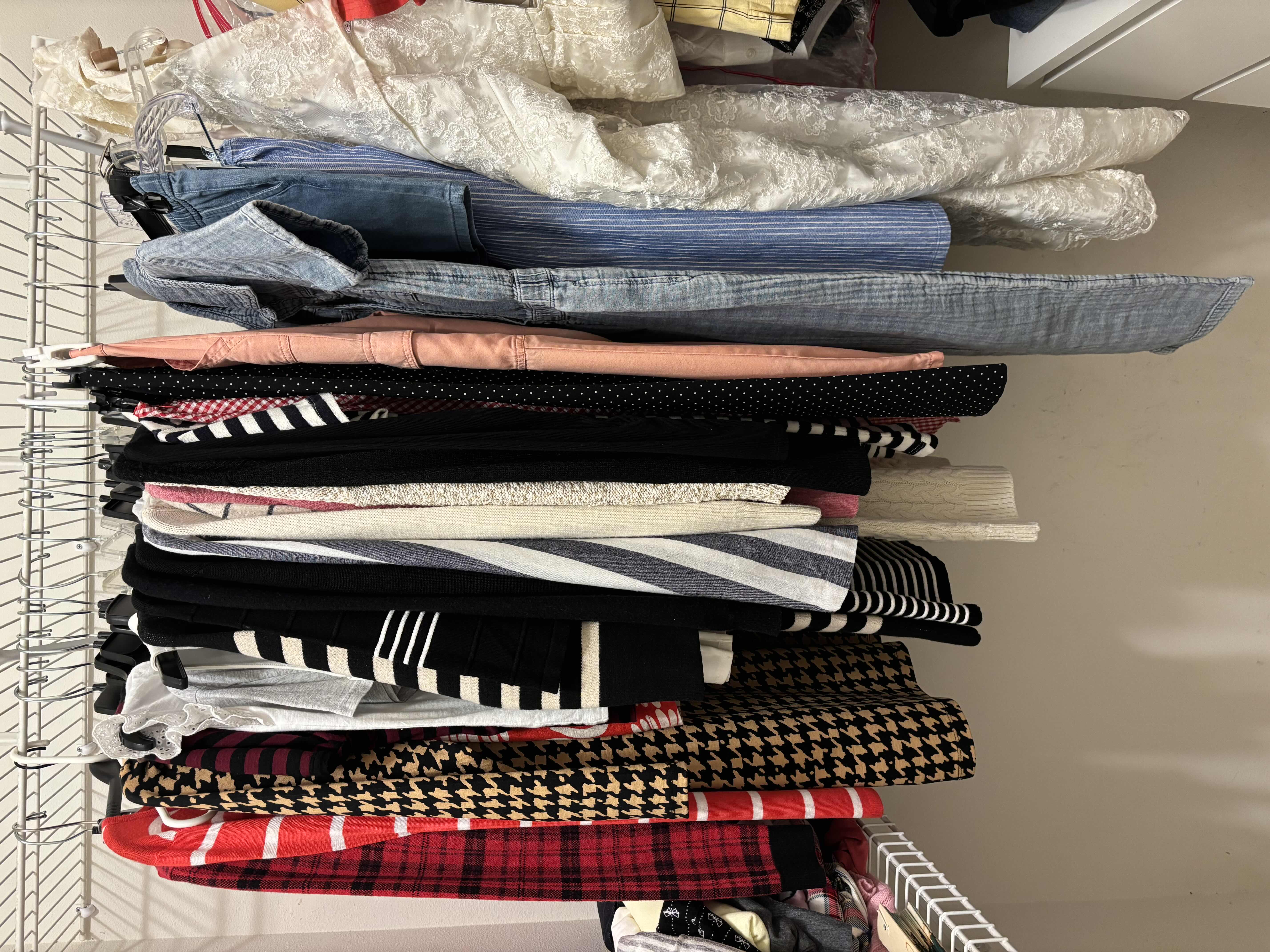 Photo 1 of WOMENS CLOTHES SIZE S/M