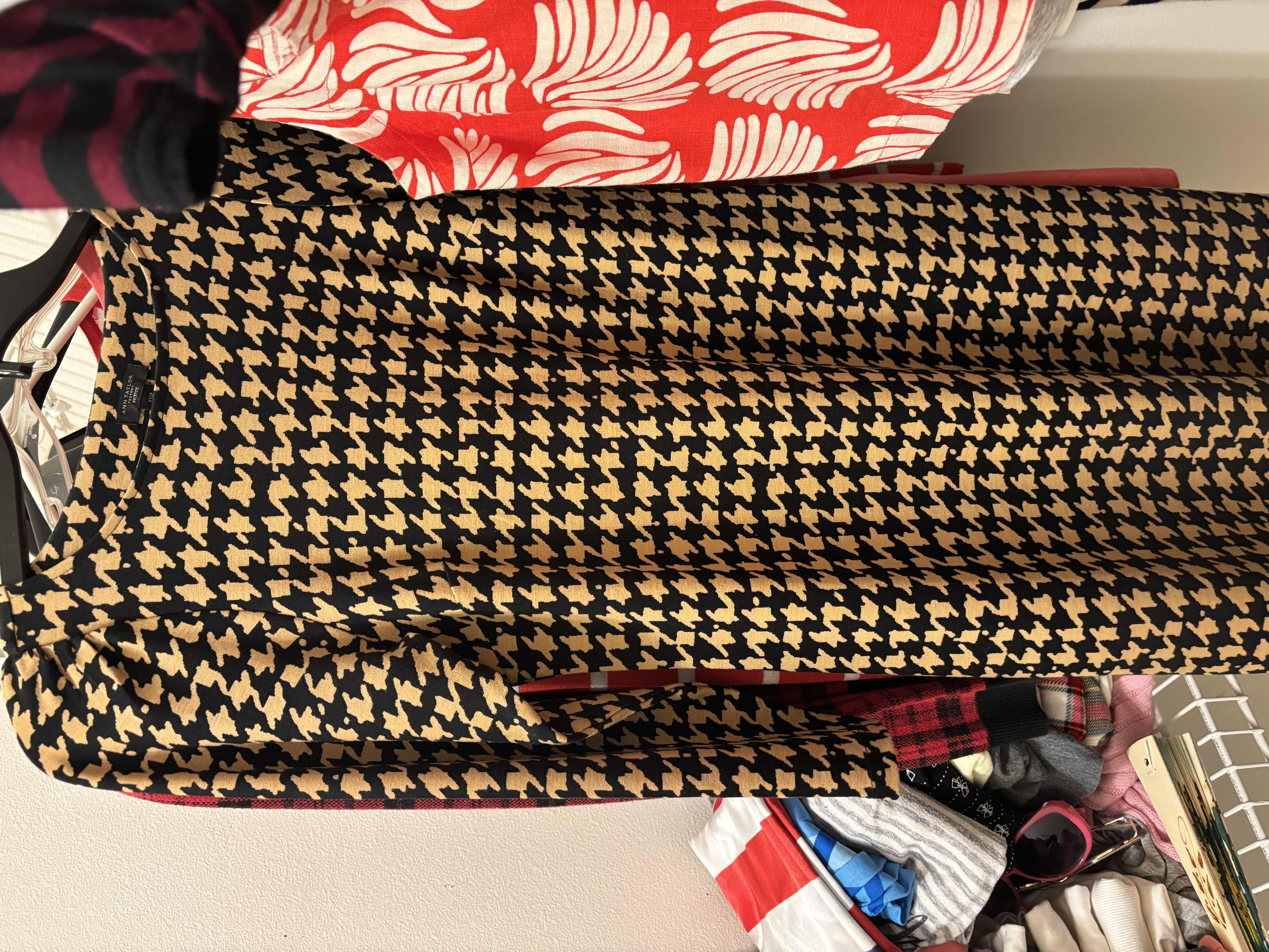 Photo 1 of WOMENS CLOTHES SIZE S/M