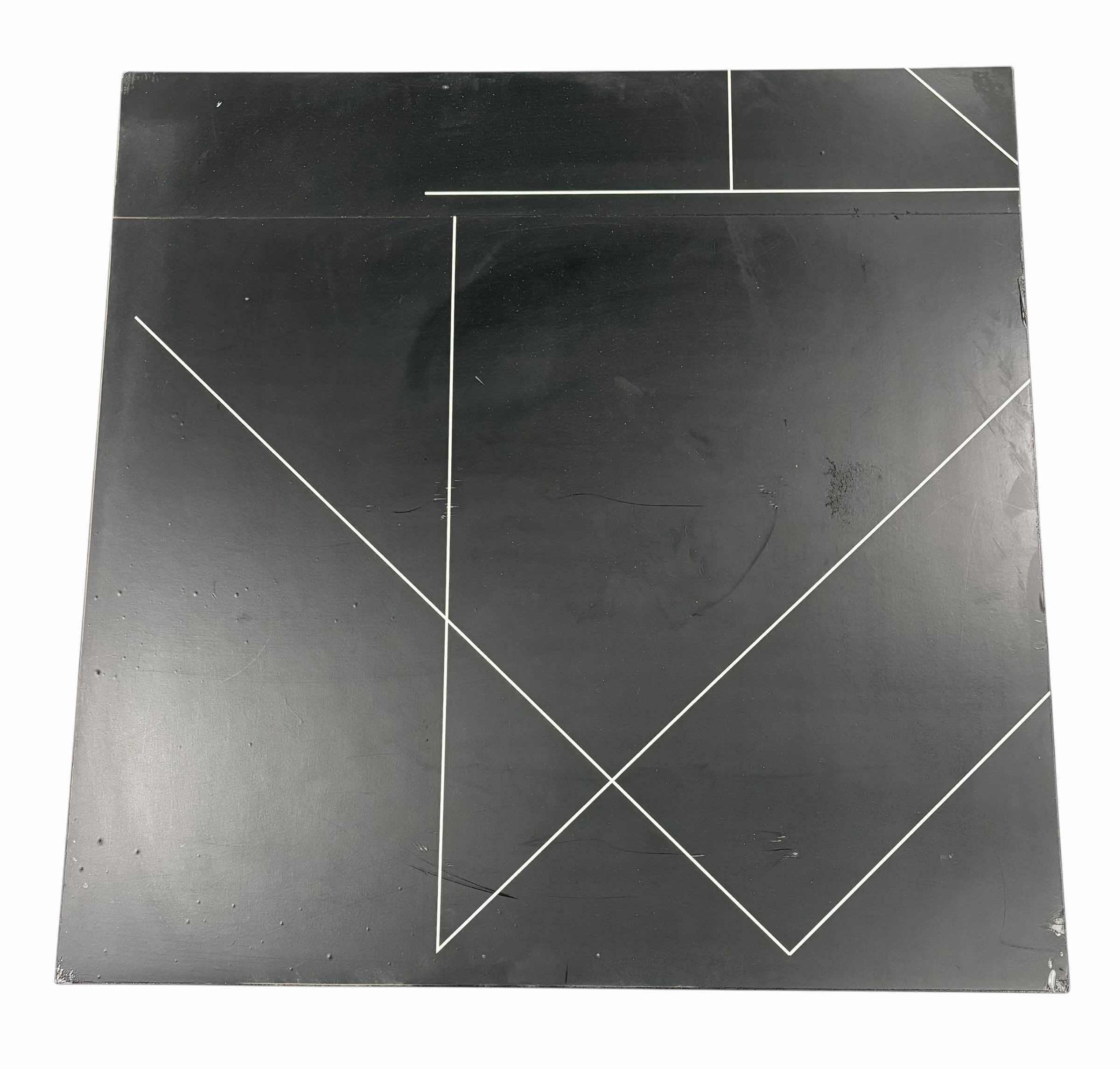 Photo 1 of SMALL TABLE 21” X 21” X 18”H