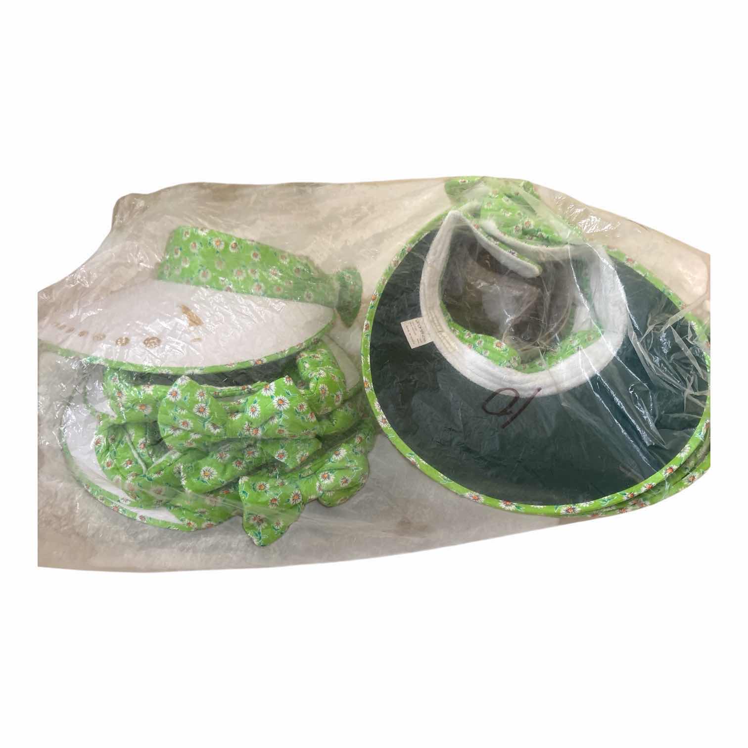 Photo 1 of (12)PCS HAWAII FLORAL GOLF VISORS WITH BOWS – GREEN DAISY PRINT $125