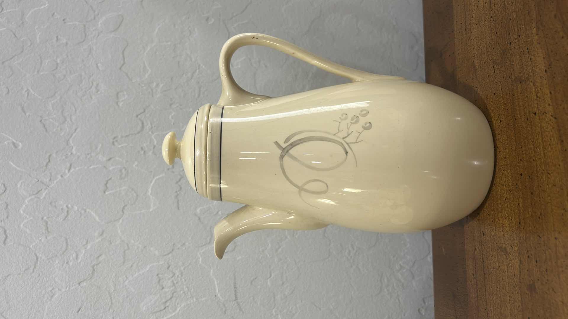 Photo 1 of 16 PC GRAY’S POTTERY CUP PART OF THE SUN BUFF PATTERN PRODUCED IN STOKE ON TRENT ENGLAND.