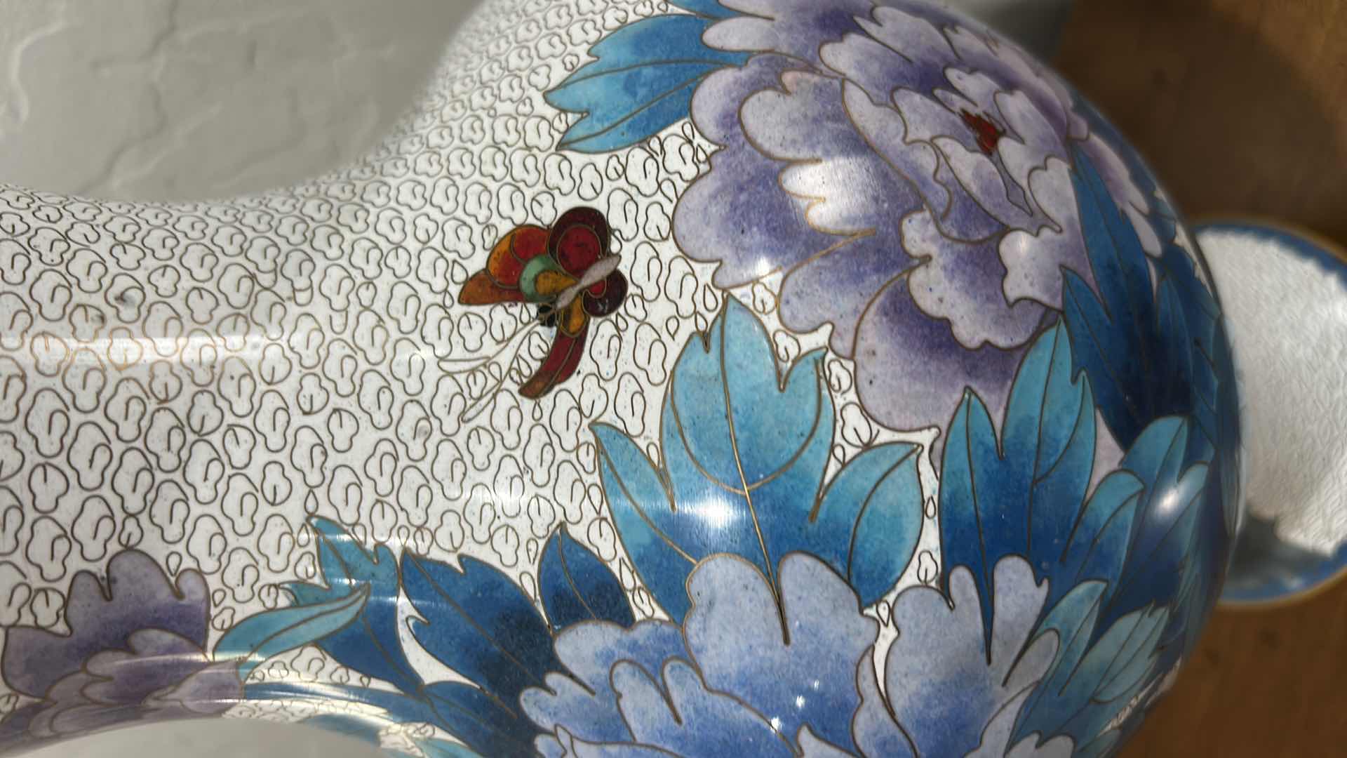Photo 1 of VINTAGE CHINESE CLOISONNÉ VASE H 16"