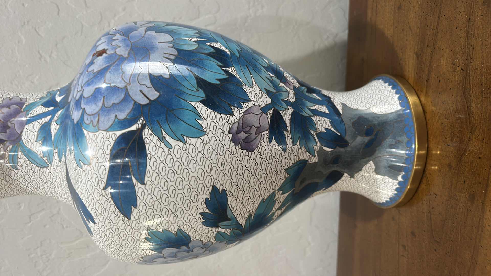 Photo 1 of VINTAGE CHINESE CLOISONNÉ VASE H 16"