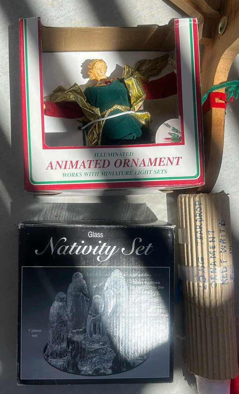 Photo 1 of VINTAGE CHRISTMAS DECOR INCLUDING VINTAGE YULETIDE ENTERPRISES LIGHTED ANGEL TREE TOPPER FROM THE 1960S