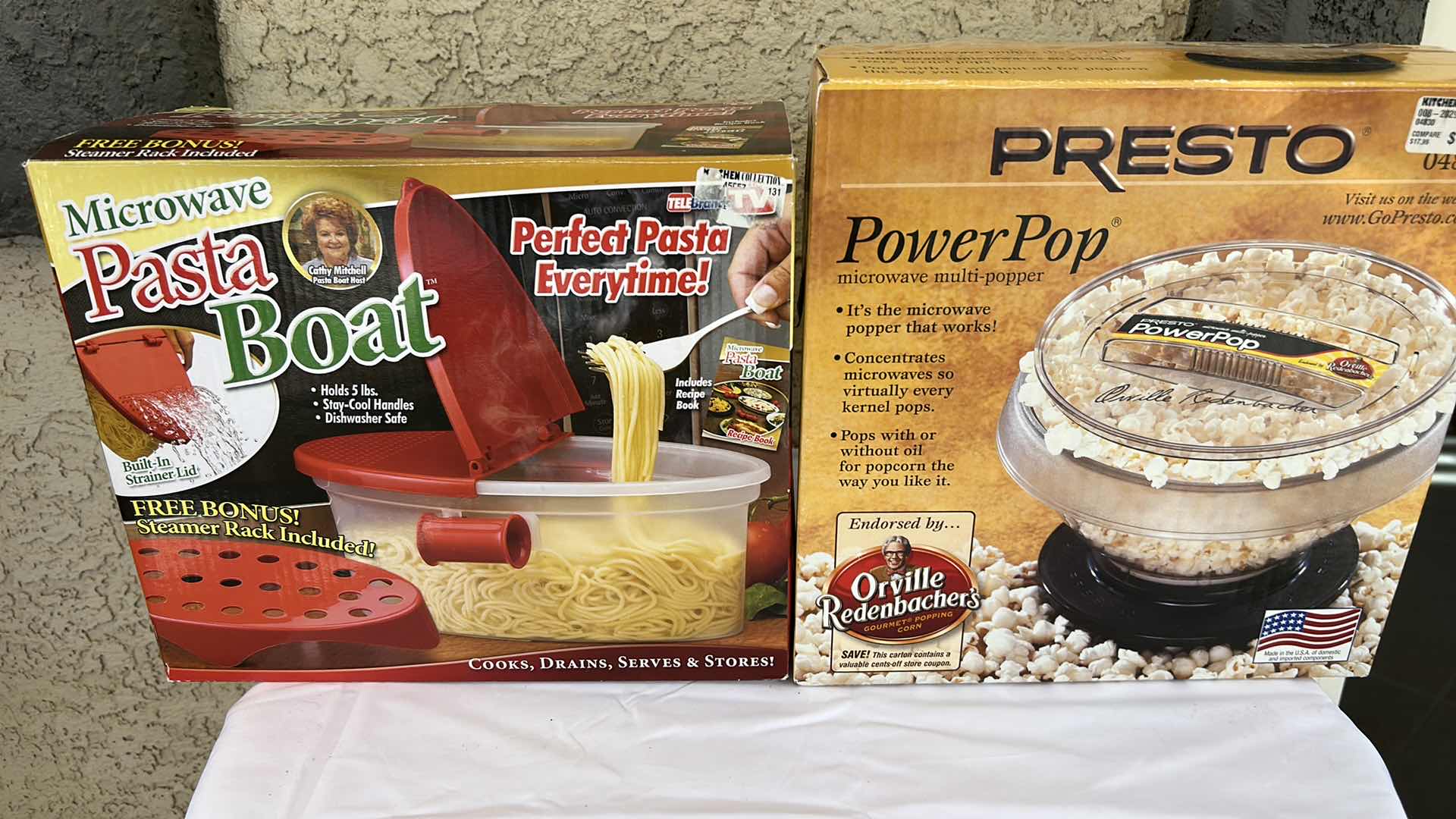 Photo 1 of PRESTO POP, PASTA BOAT AND SEVEN PIECE KITCHEN TOOL SET