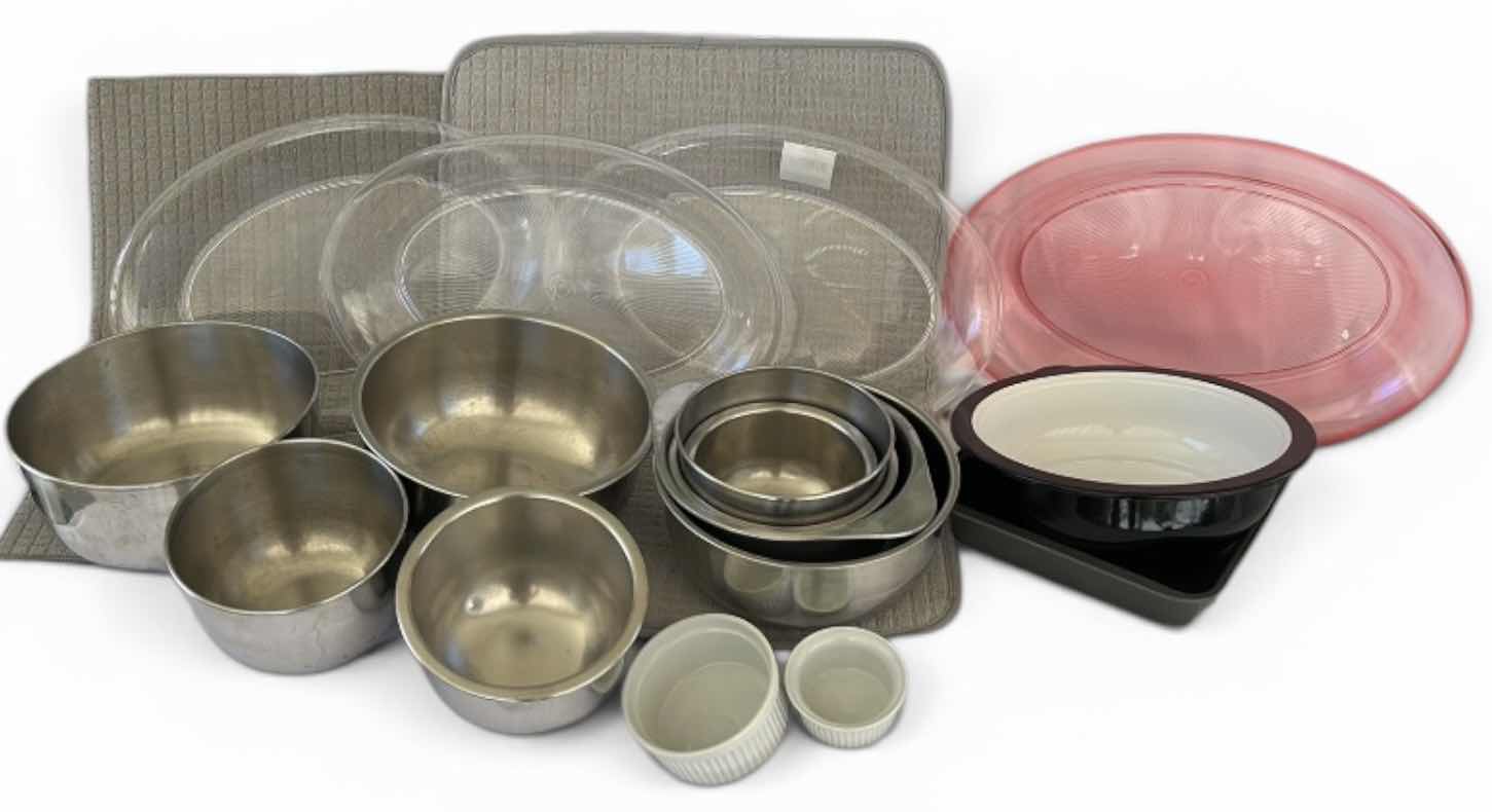 Photo 1 of MIXING BOWLS, TRAYS AND MORE