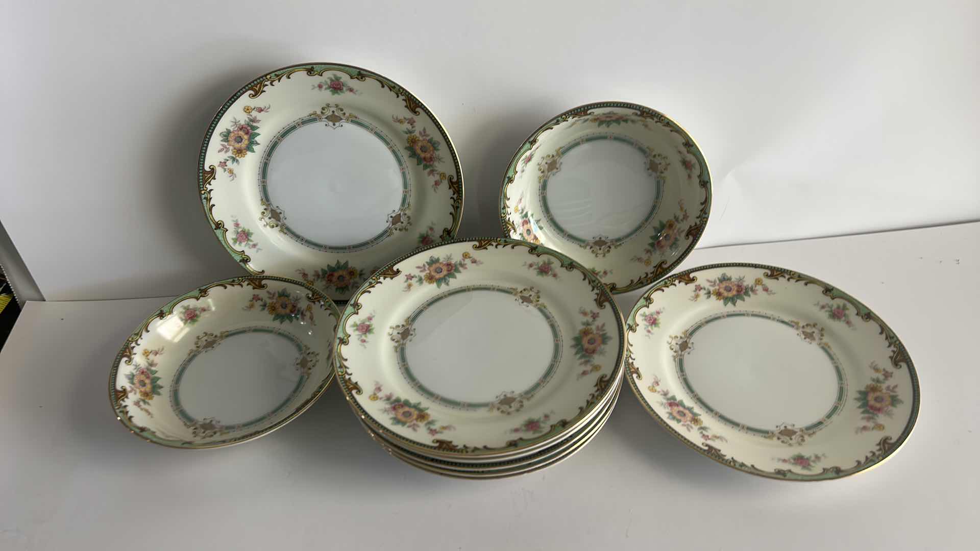 Photo 1 of 10 PC VINTAGE NORITAKE CLINTONIA DINNERWARE (LARGEST PLATE 6.5”)
