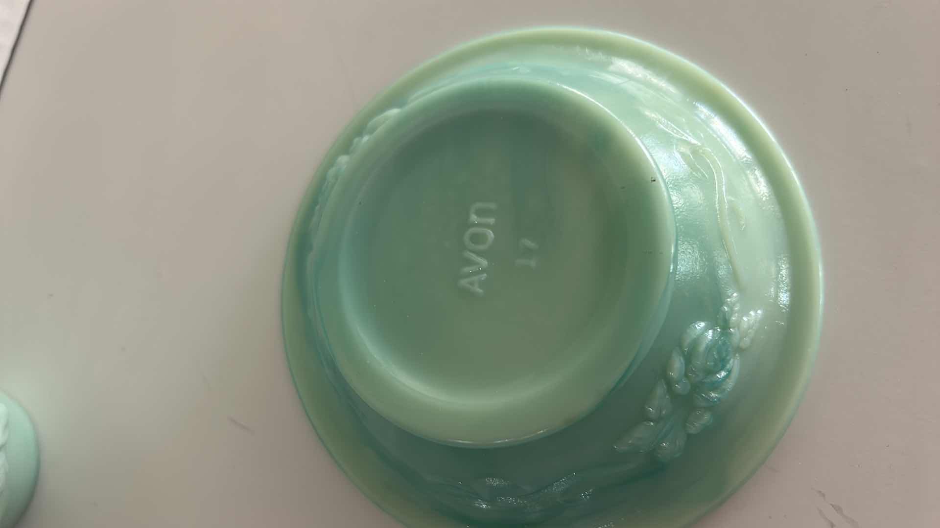 Photo 1 of AVON JADEITE GREEN SLAG GLASS PITCHER AND WASH BASIN SET H4.5”