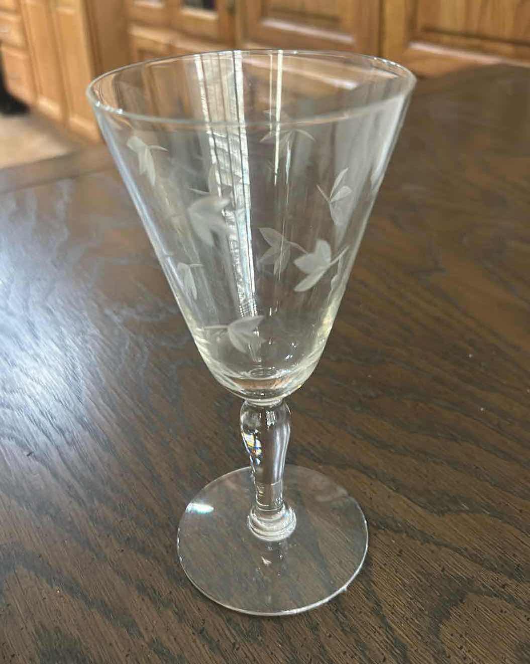 Photo 1 of 8 PC STEMWARE