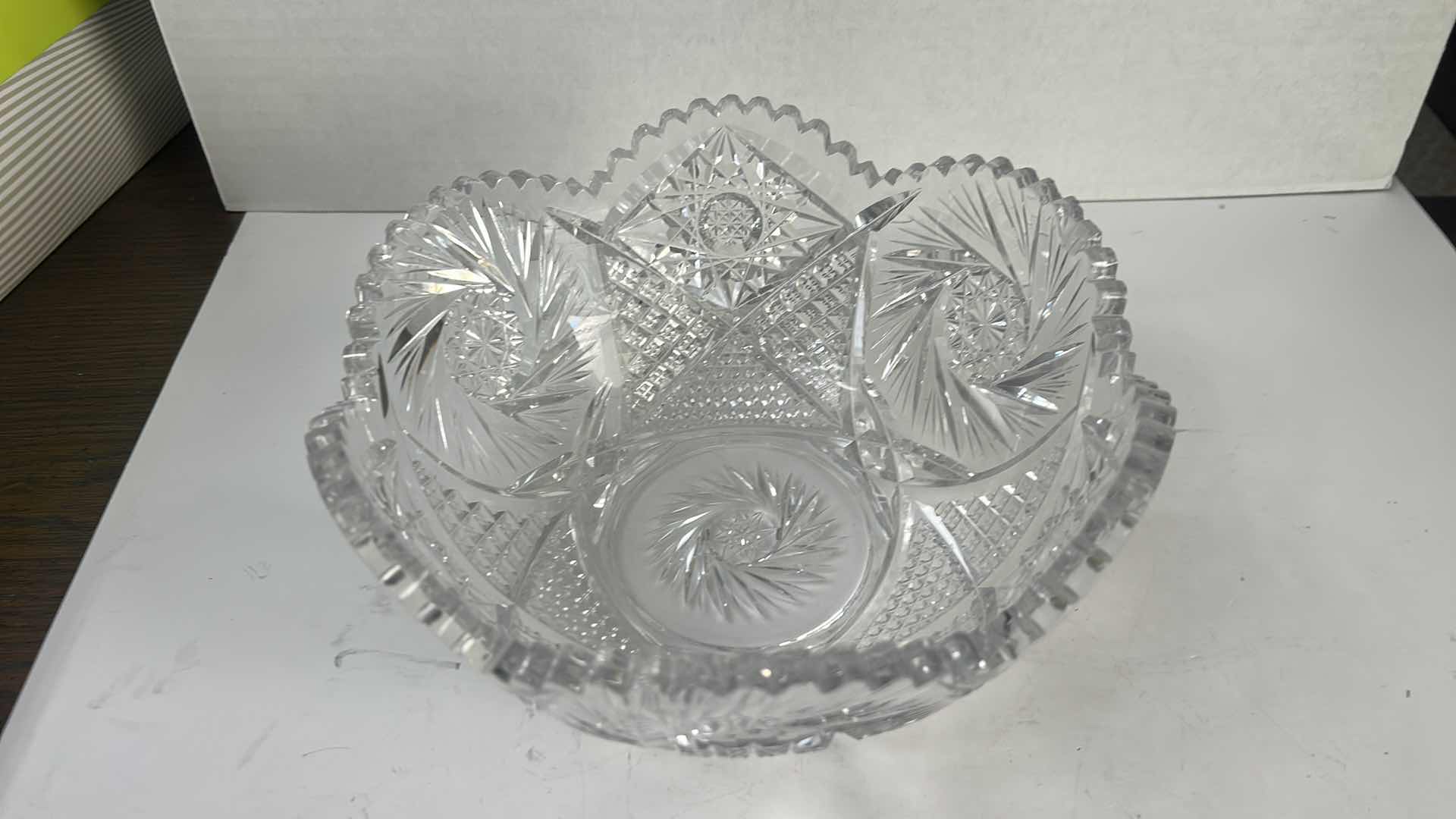Photo 1 of ANTIQUE AMERICAN BRILLIANT PERIOD (ABP) CUT GLASS BOWL 9”x H4 1/2”