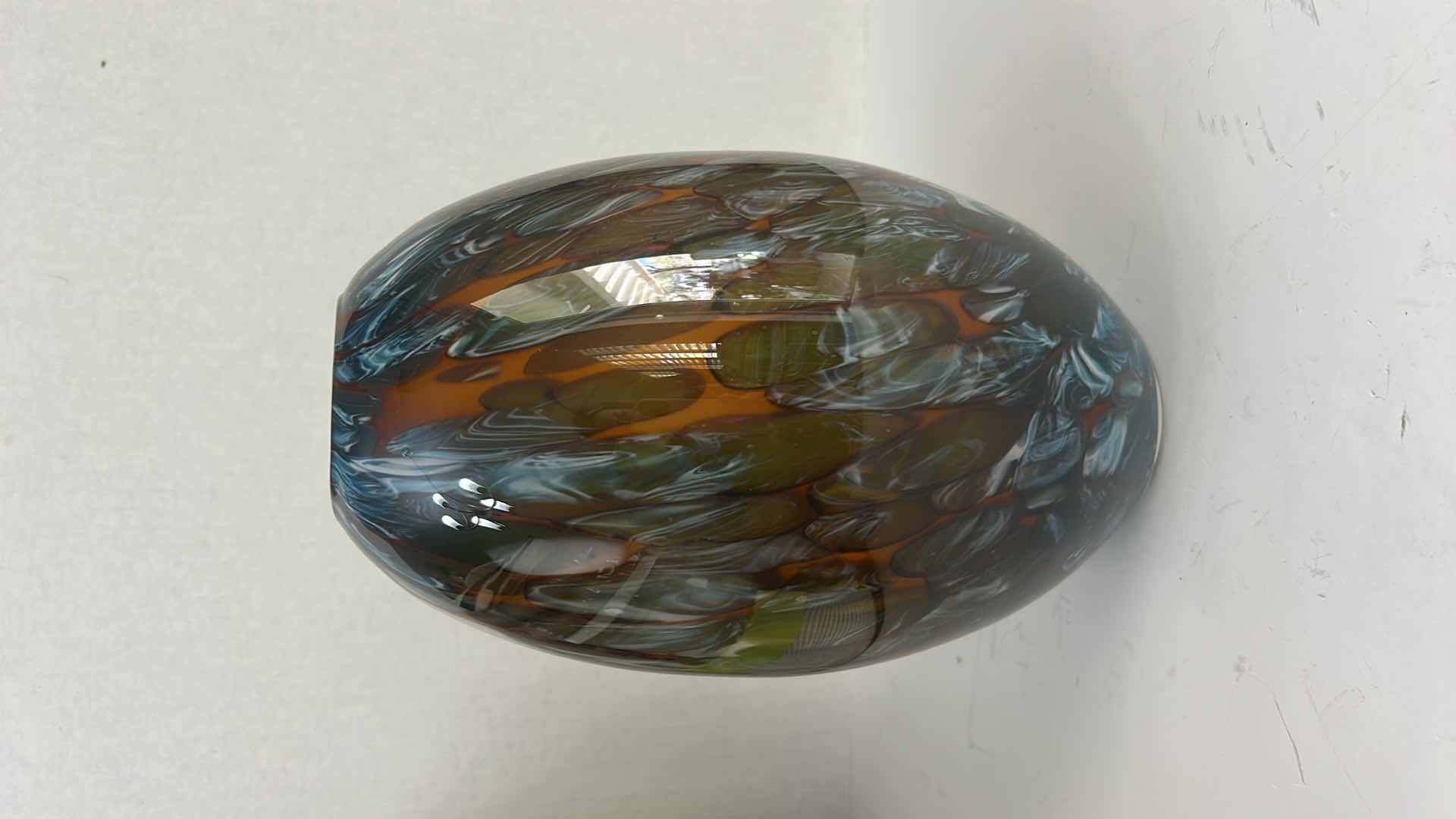 Photo 1 of HAND-BLOWN MURANO ART GLASS DECORATIVE VASE H10.5”