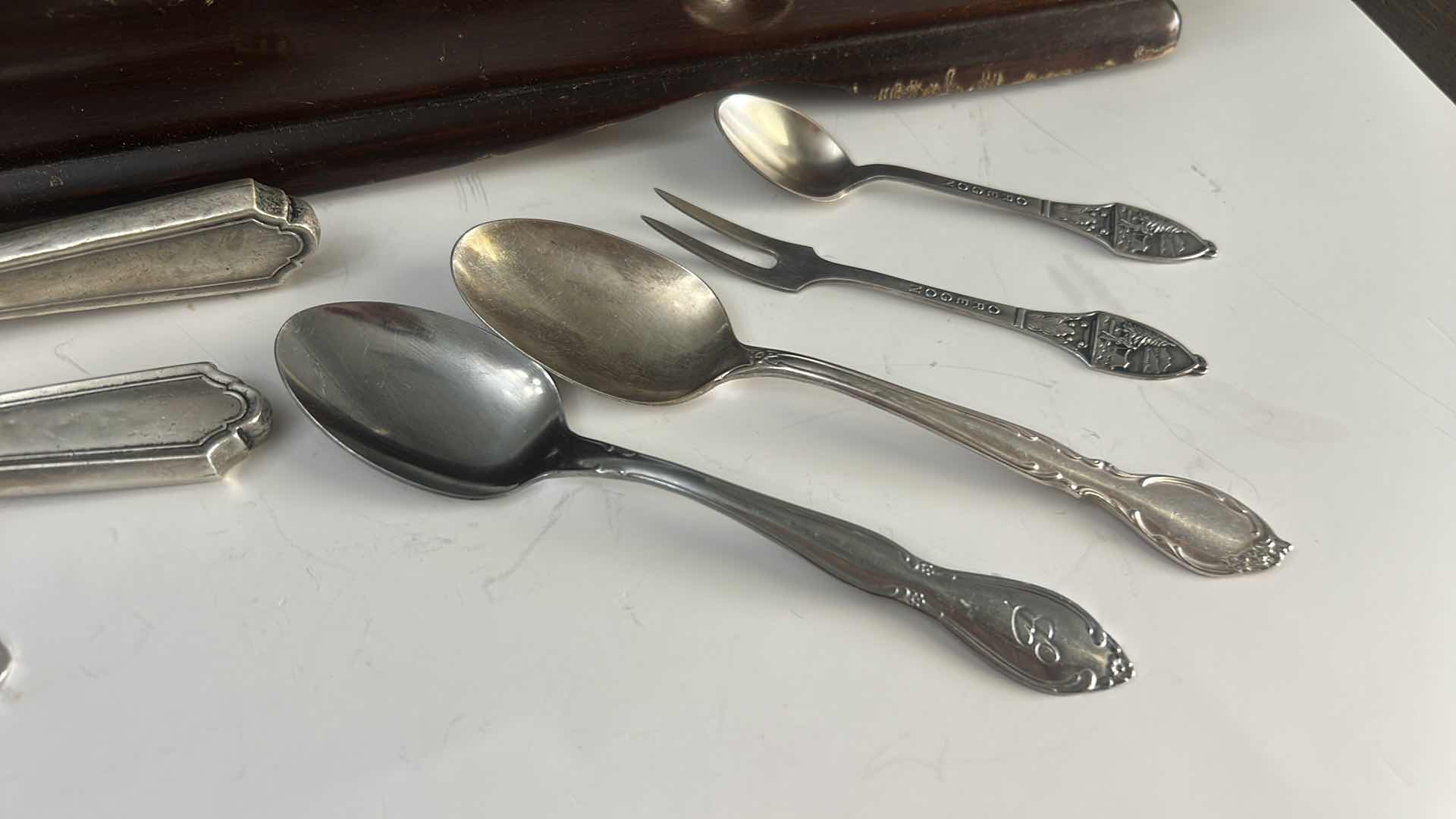 Photo 1 of 64 PC VINTAGE COMMUNITY SILVERPLATE FLATWARE SET + 7 MISC FLATWARE