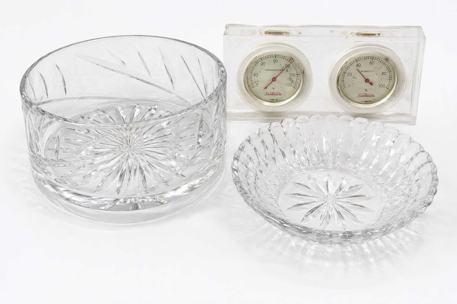 Photo 1 of 2 PC VINTAGE CRYSTAL(BOWL 8” x H4”) & VINTAGE ANALOG WEATHER STATION