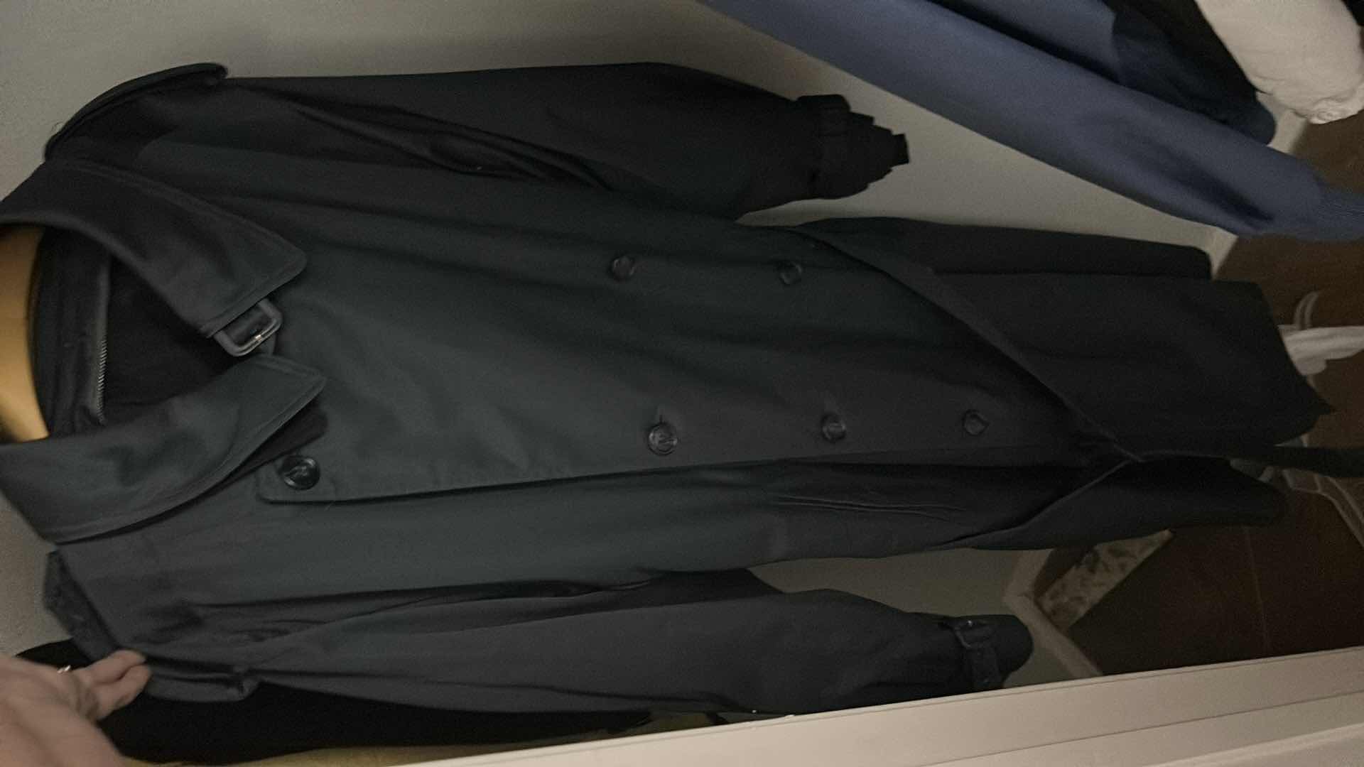 Photo 1 of MENS / WOMENS CLOTHING SIZE S/M
