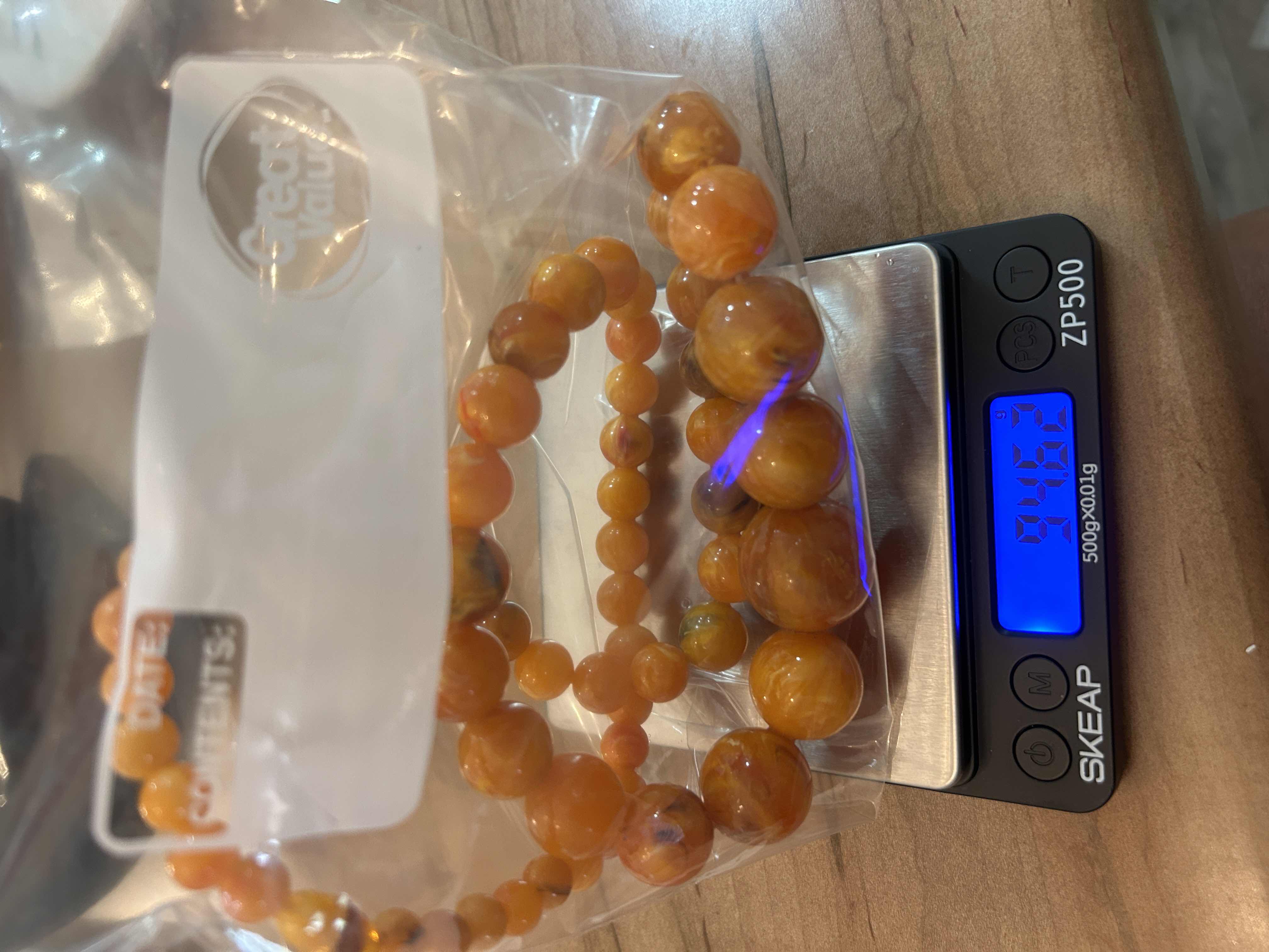 Photo 1 of VINTAGE GRADUATED BUTTERSCOTCH BALTIC AMBER BEAD NECKLACE. WEIGHING APPROXIMATELY 94.62 GRAMS