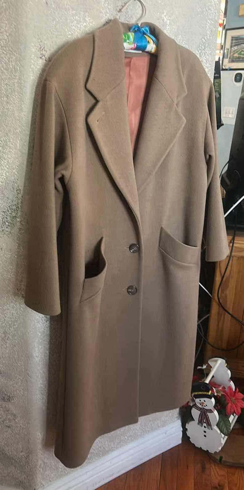 Photo 1 of 100% WOOL COAT EST SIZE MED