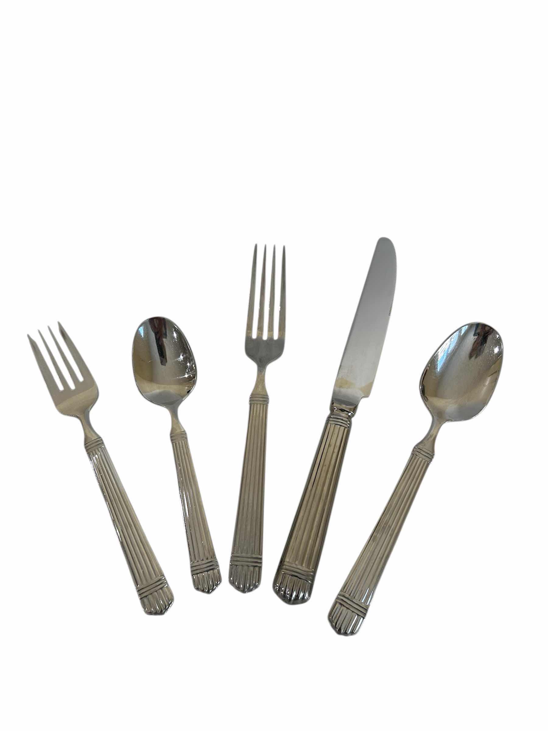 Photo 1 of ESPIRIT PATTERN BY RETRONEU FLATWARE SERVICE OF 8
