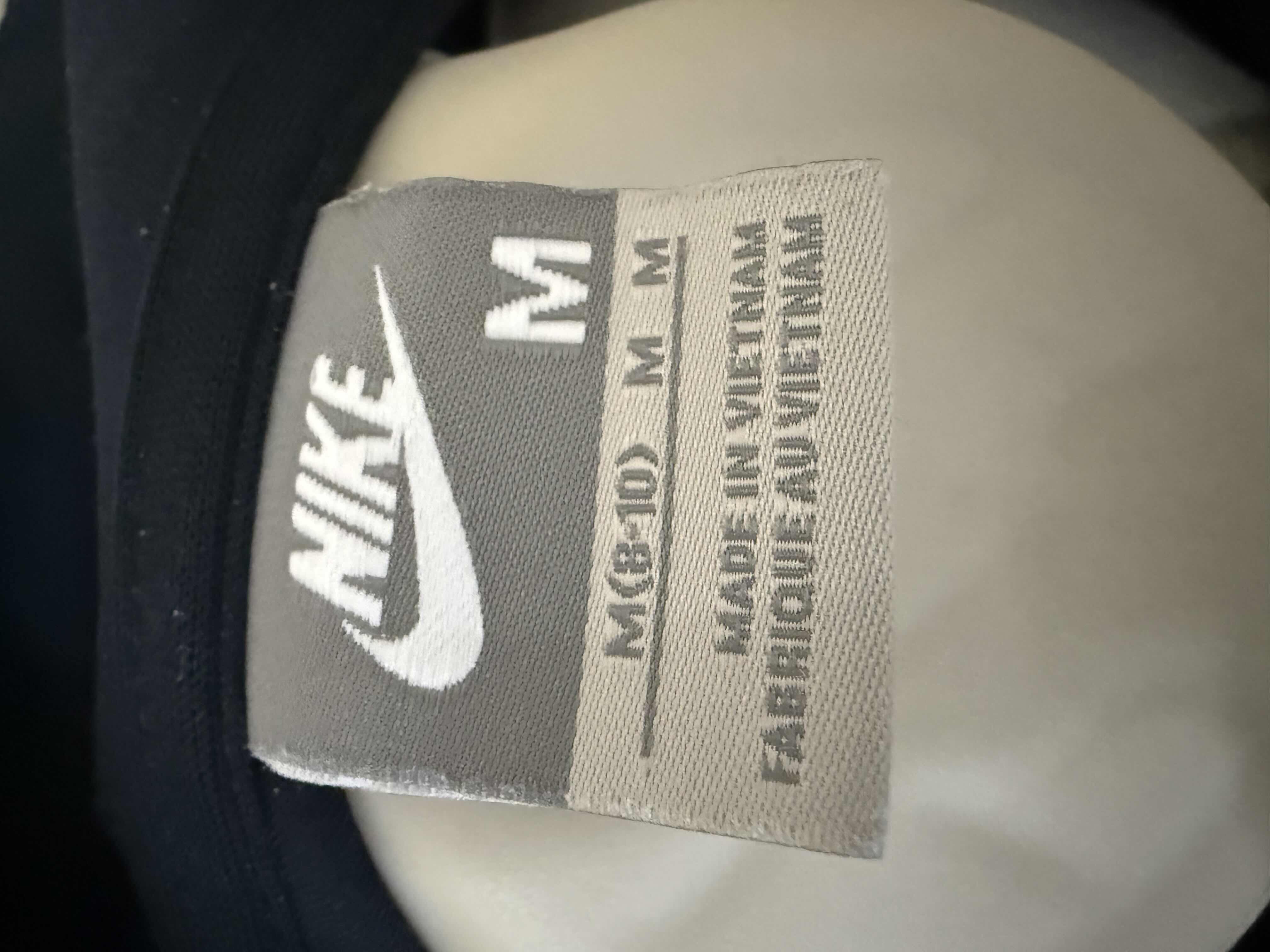 Photo 1 of NIKE TRACKSUIT NAVY BLUE W WHITE STRIPES (SIZE M)