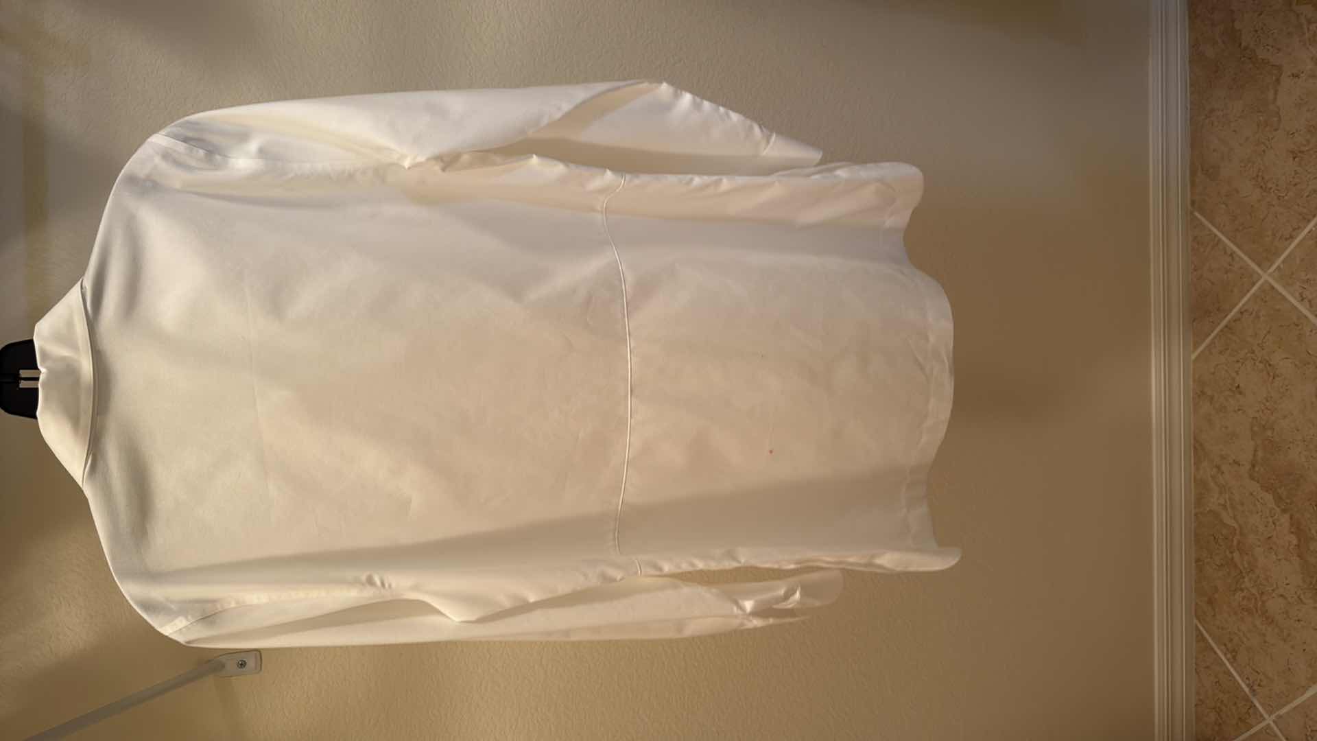 Photo 1 of FOXCROFT NYC WHITE TUXEDO STYLE BLOUSE (6)