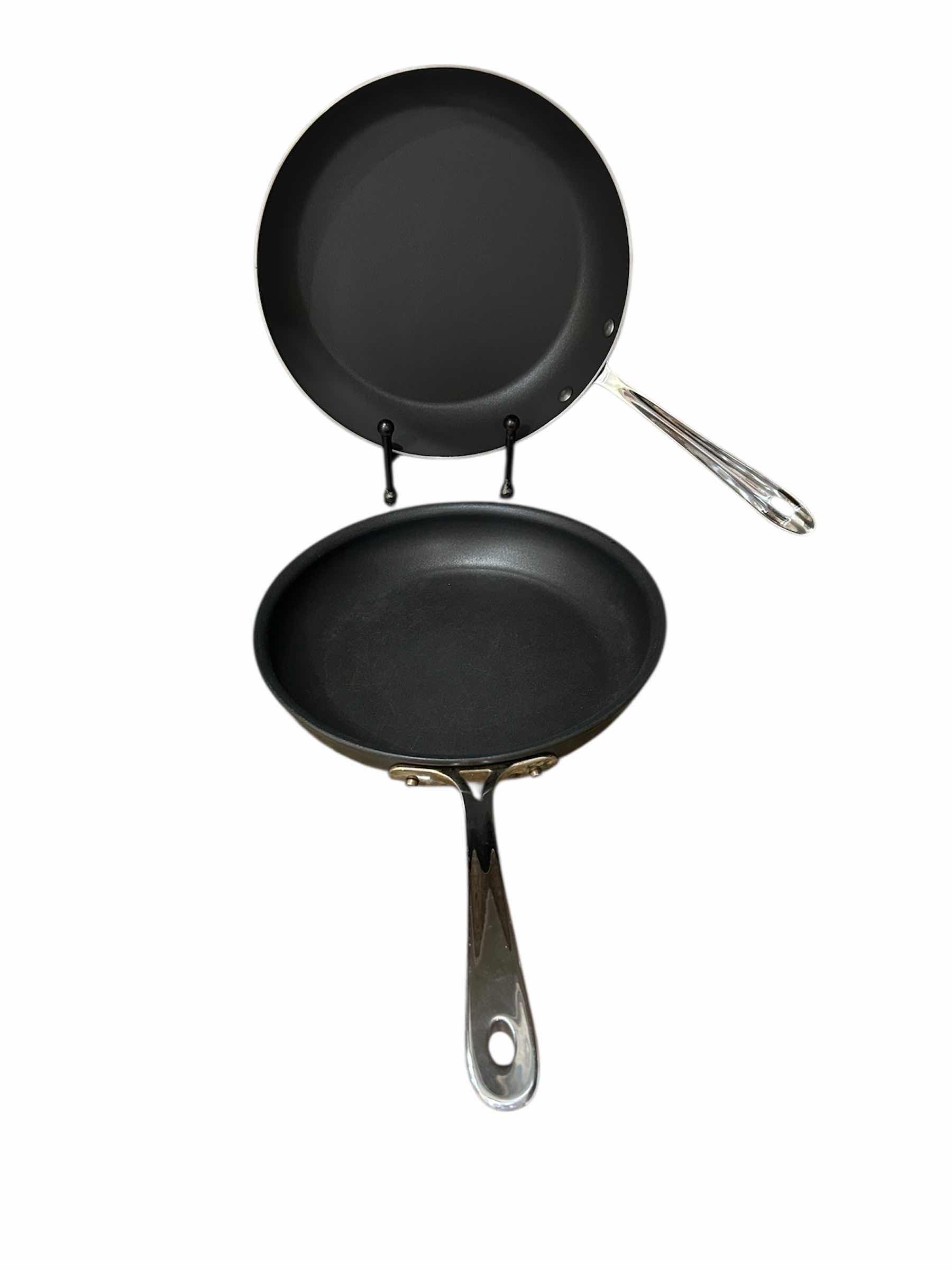 Photo 1 of 2- ALL CLAD NONSTICK FRY PAN