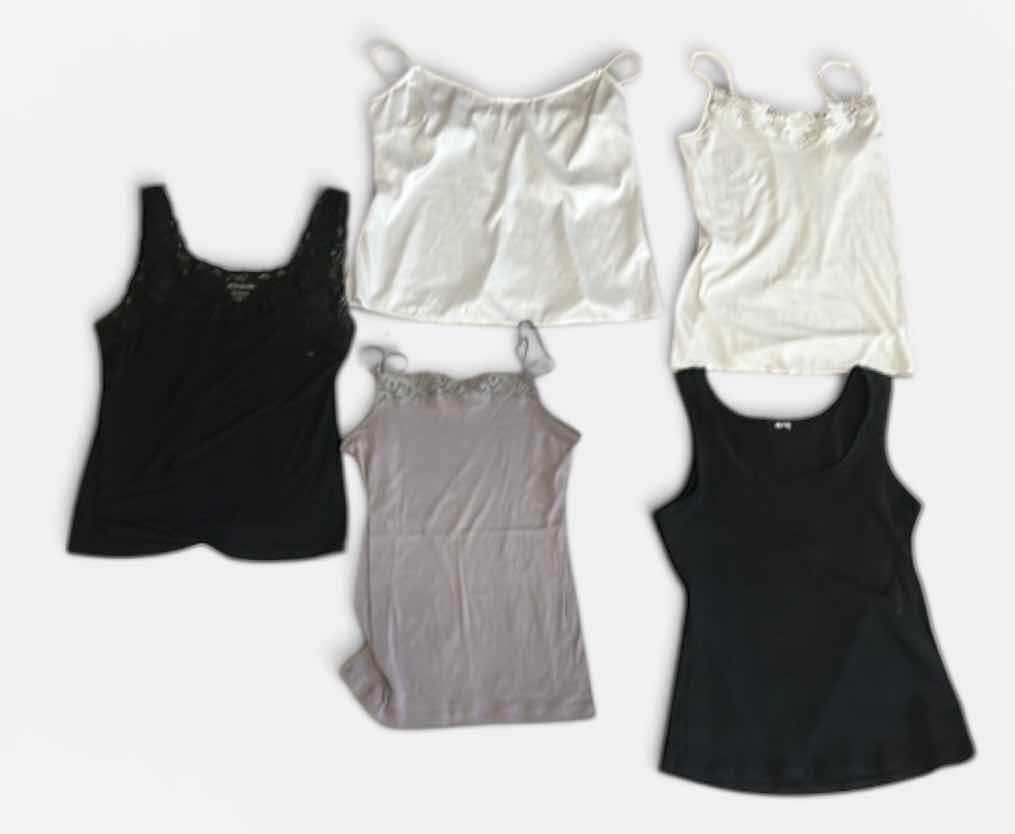 Photo 1 of 5 CAMISOLES AND UNDER GARMENTS SIZE S/M