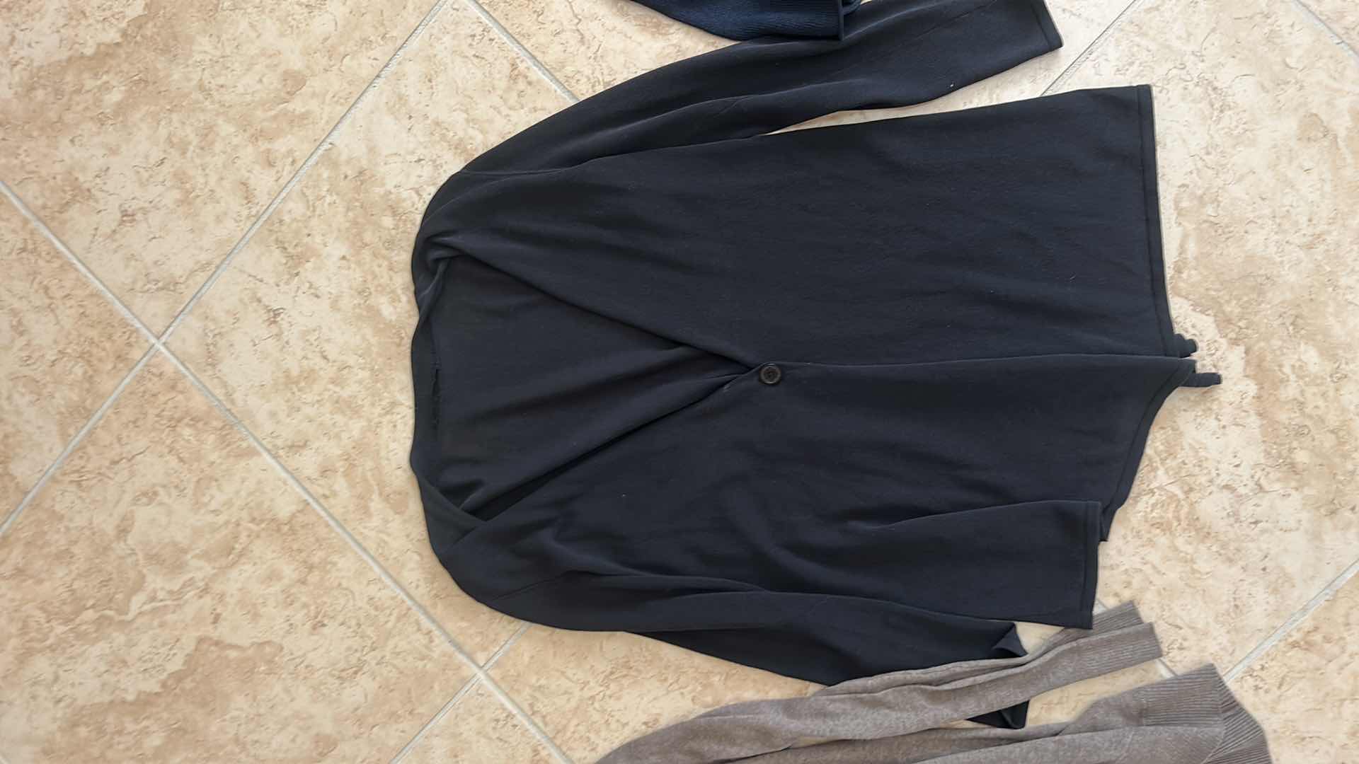 Photo 1 of CARDIGANS, SLEEVELESS TOP SIZE S/M