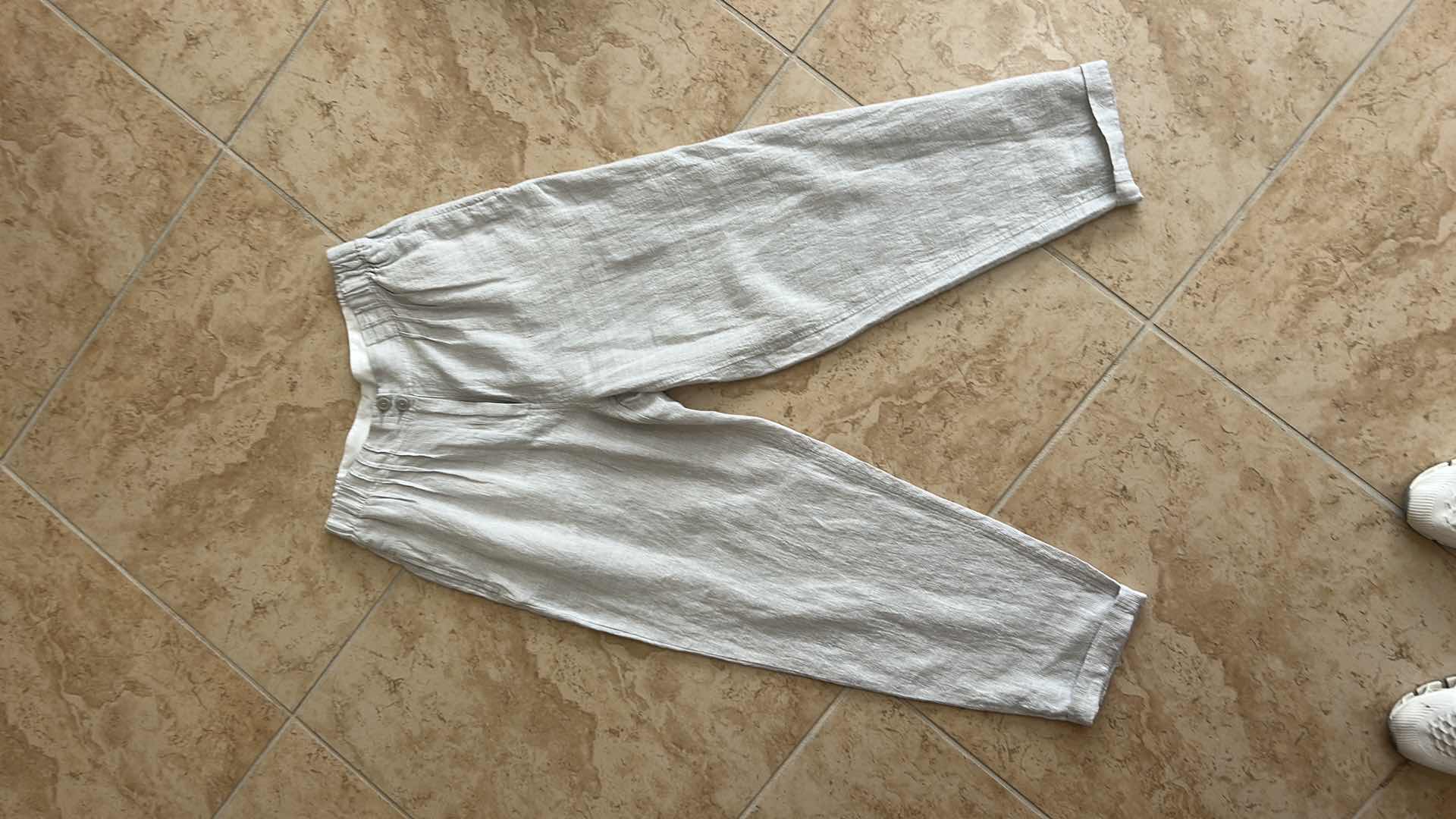 Photo 1 of 2 PAIRS POETRY PANTS SIZE 8