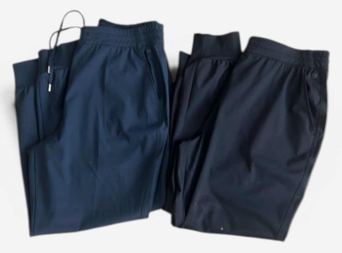 Photo 1 of 2 PAIRS CALIA ATHLETIC WEAR SIZE M