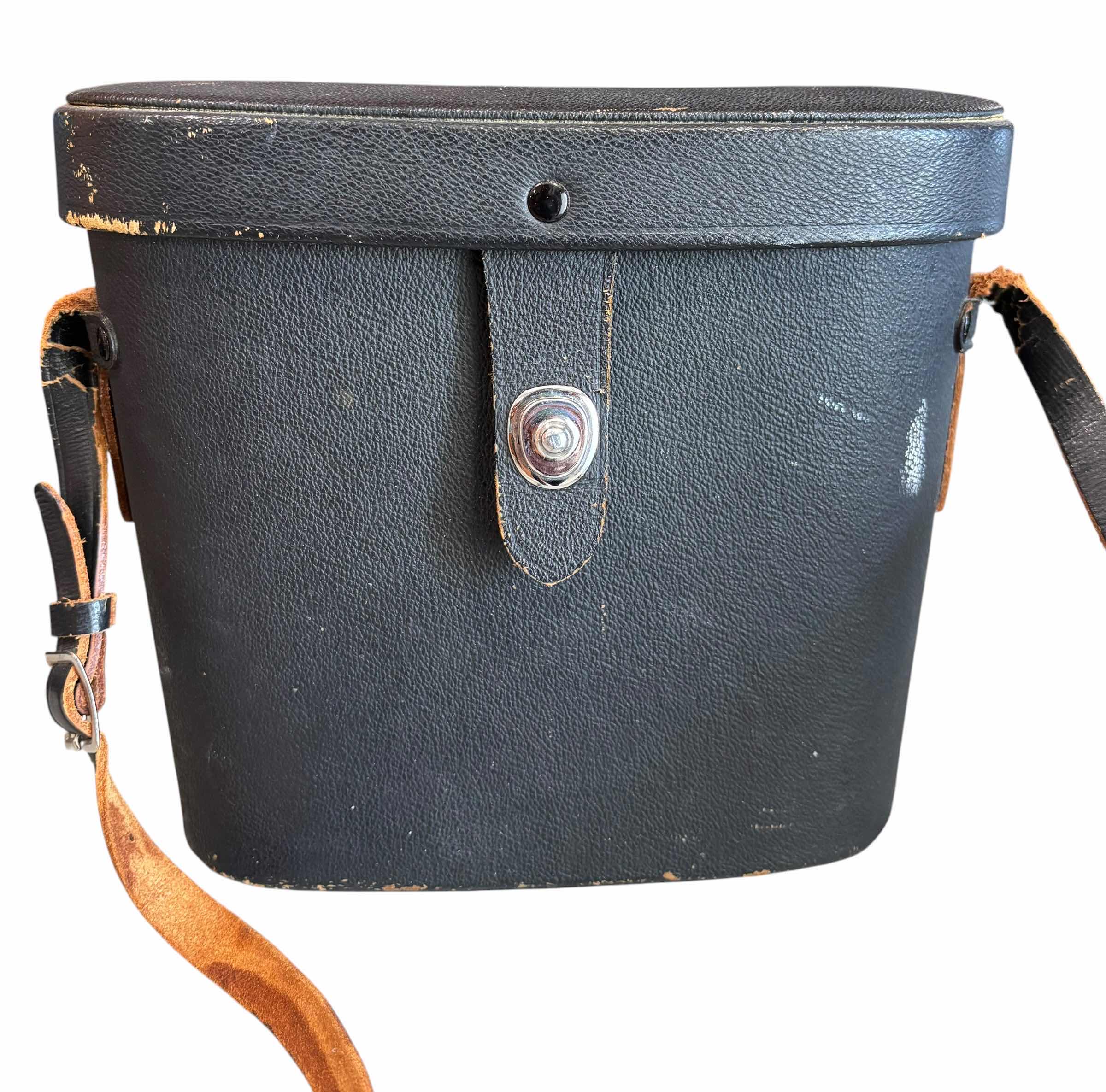 Photo 1 of VINTAGE BUSHNELL BINOCULARS WITH CASE $95