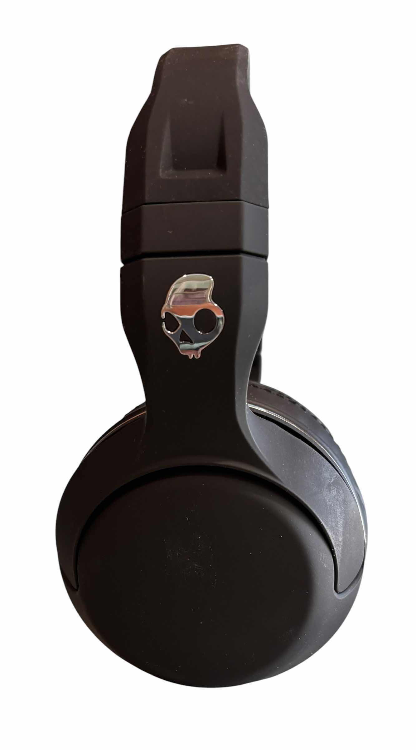 Photo 1 of SKULLCANDY HESH 2 BLUETOOTH WIRELESS HEADPHONES (NO POWER CORD) $200