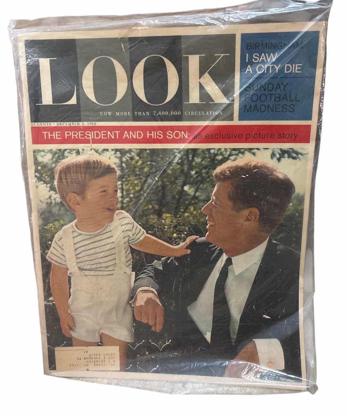 Photo 1 of VINTAGE ORIGINAL LOOK MAGAZINE DATED DECEMBER 3, 1963 PRESIDENT JOHN F. KENNEDY