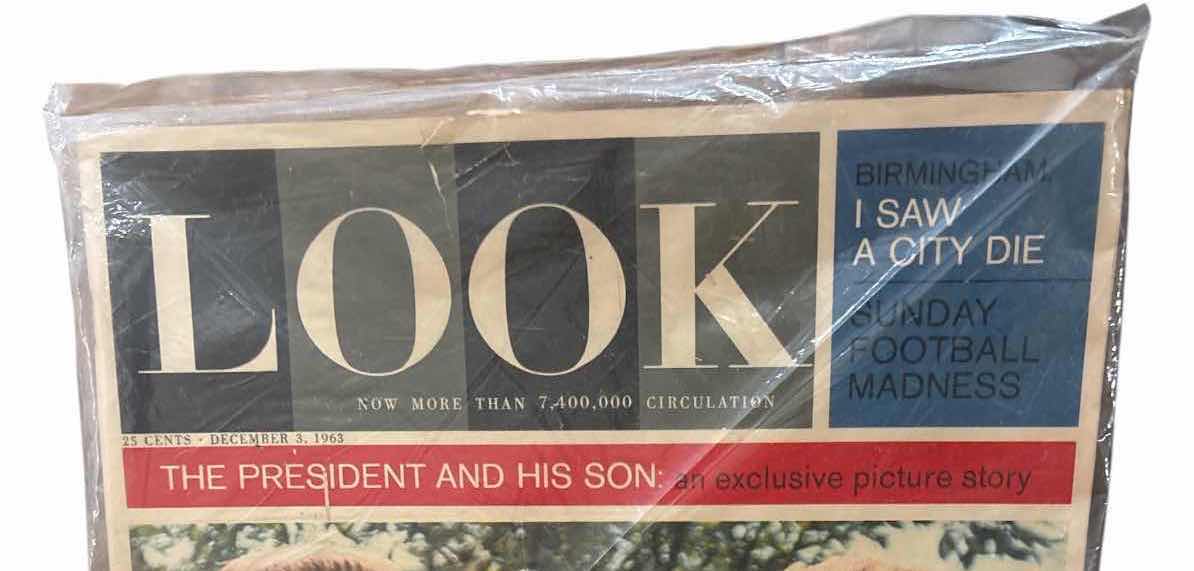 Photo 1 of VINTAGE ORIGINAL LOOK MAGAZINE DATED DECEMBER 3, 1963 PRESIDENT JOHN F. KENNEDY