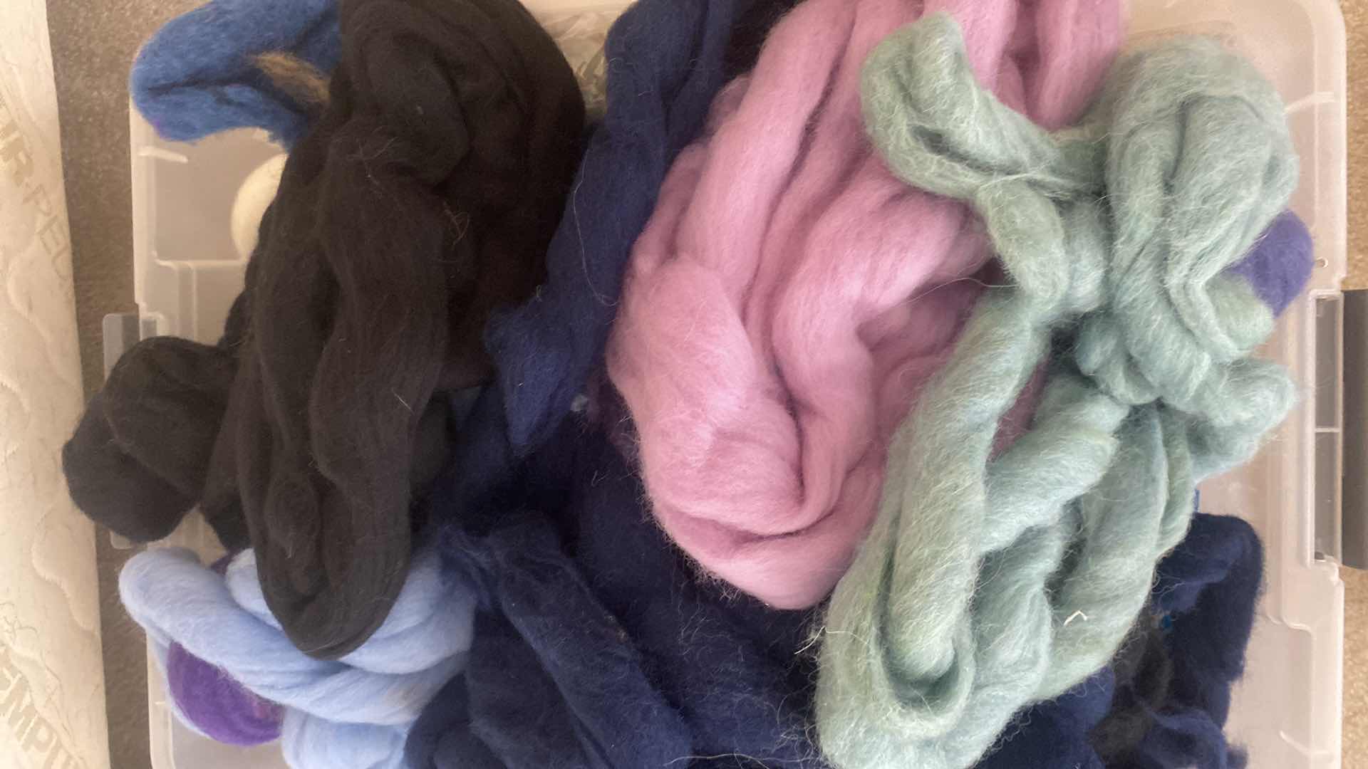 Photo 1 of TOTES OF YARN FOR CRAFTS (2)