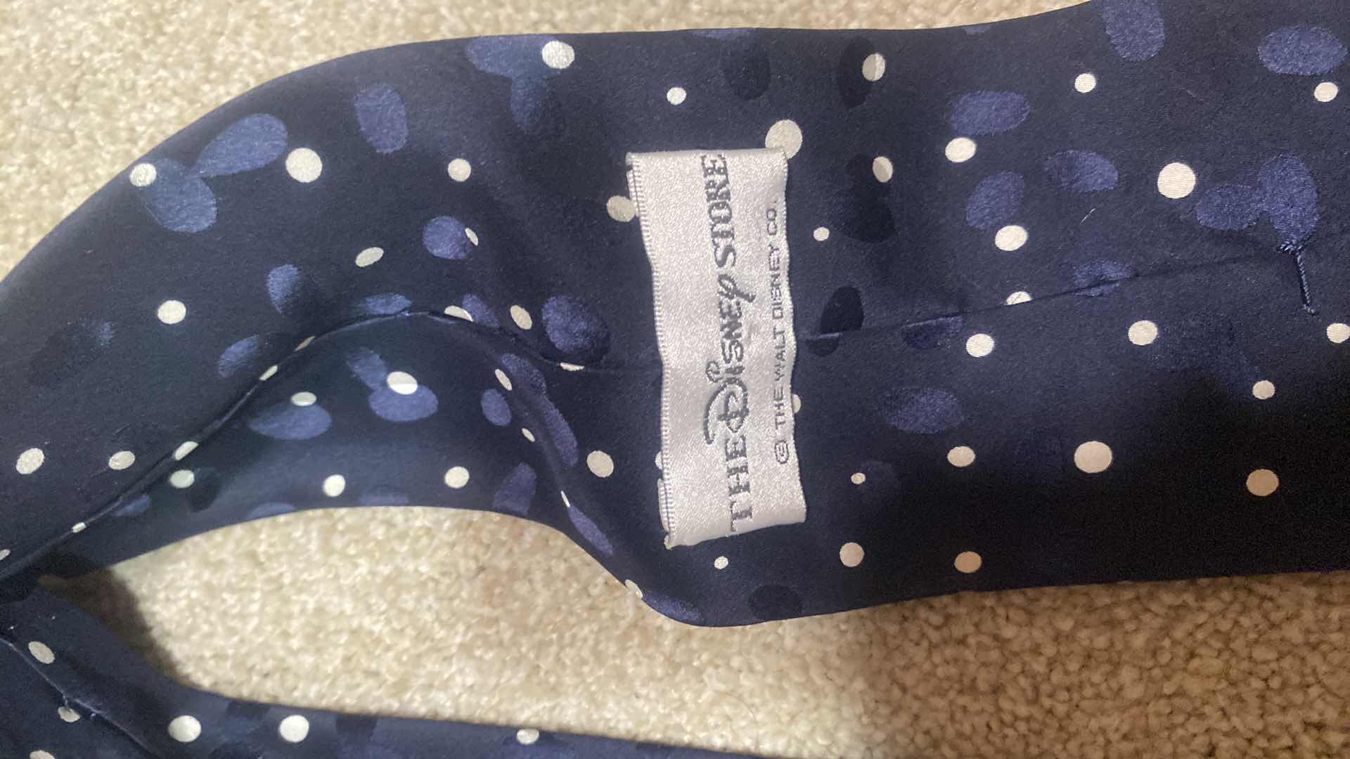 Photo 1 of VINTAGE DISNEY HOLIDAY TIE