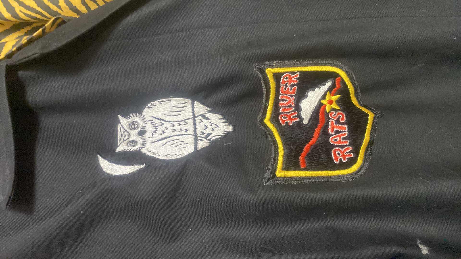 Photo 1 of VIETNAM WAR US AIR FORCE NAMED PATCHED PILOT PARTY SUIT