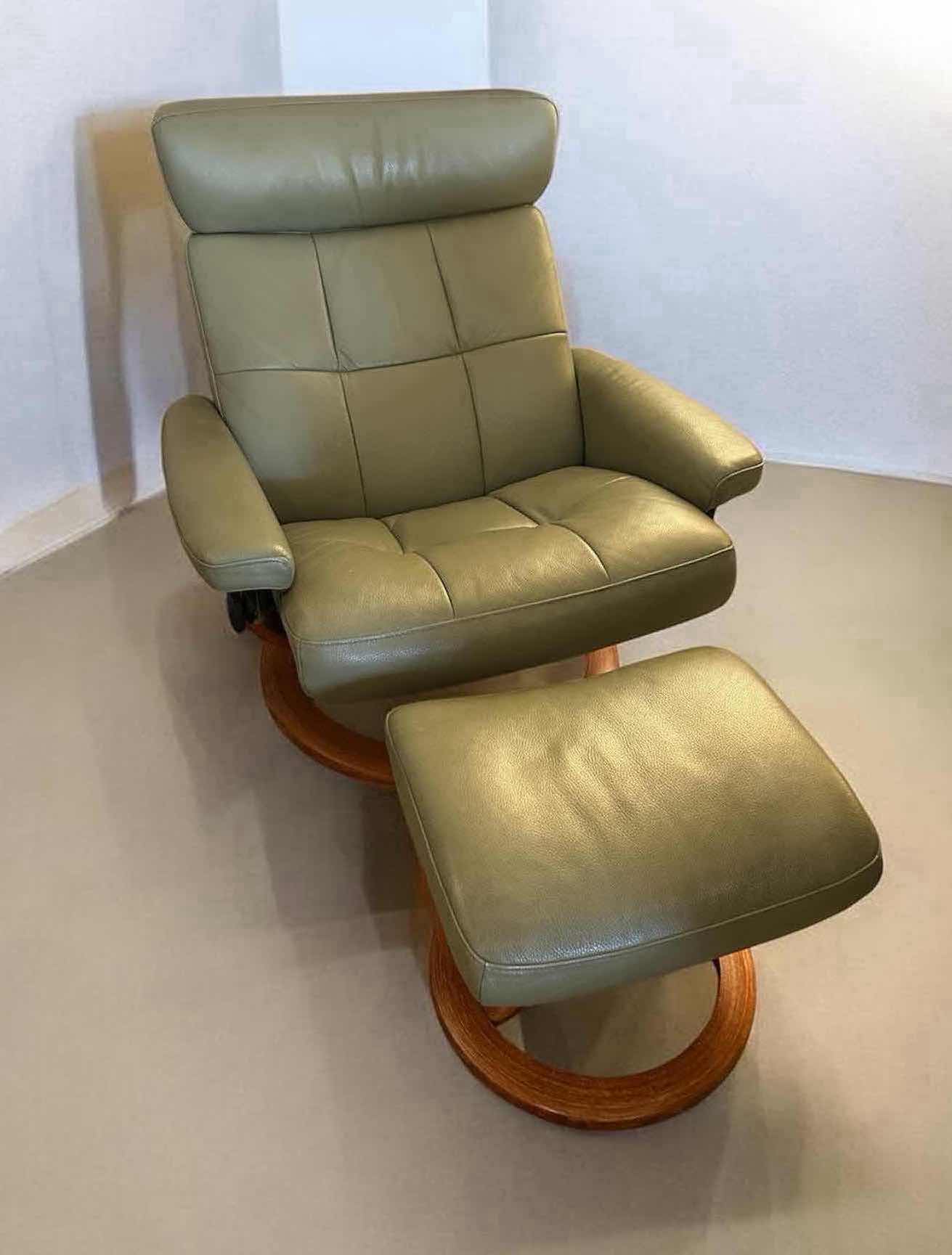 View 1 of EKORNES STRESSLESS MAYFAIR RECLINER CHAIR & OTTOMAN GREEN LEATHER W TEAK WOOD BASE