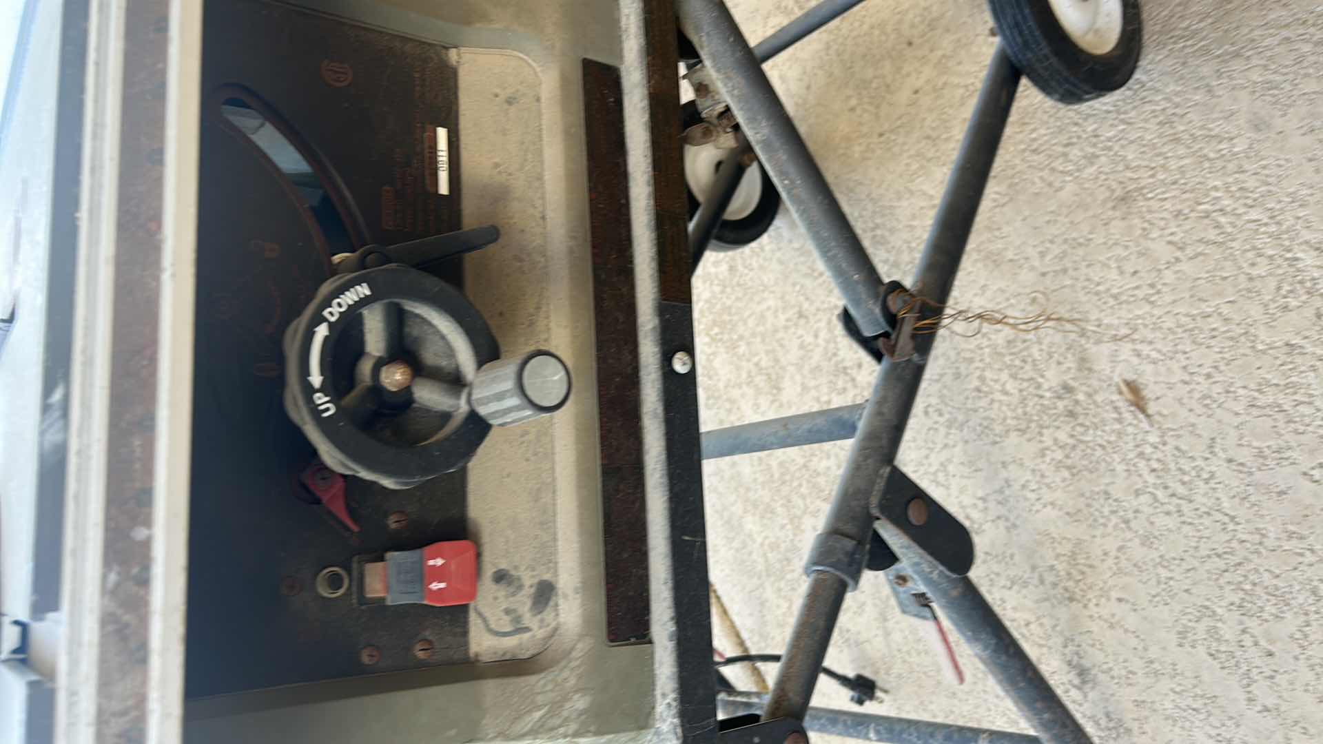 Photo 1 of CRAFTSMAN 10" TABLE SAW