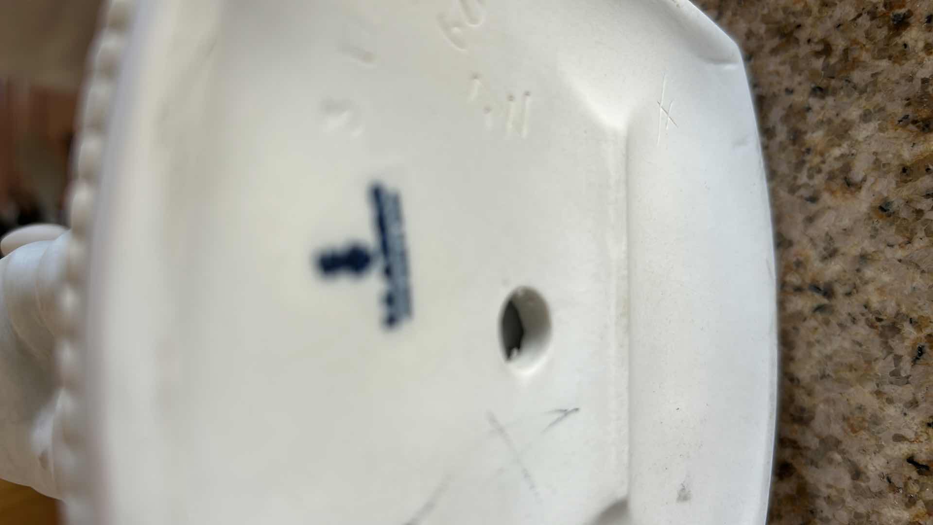 Photo 1 of LLADRO  PORCELAIN FIGURE "CLEAN UP TIME" H 8" $130