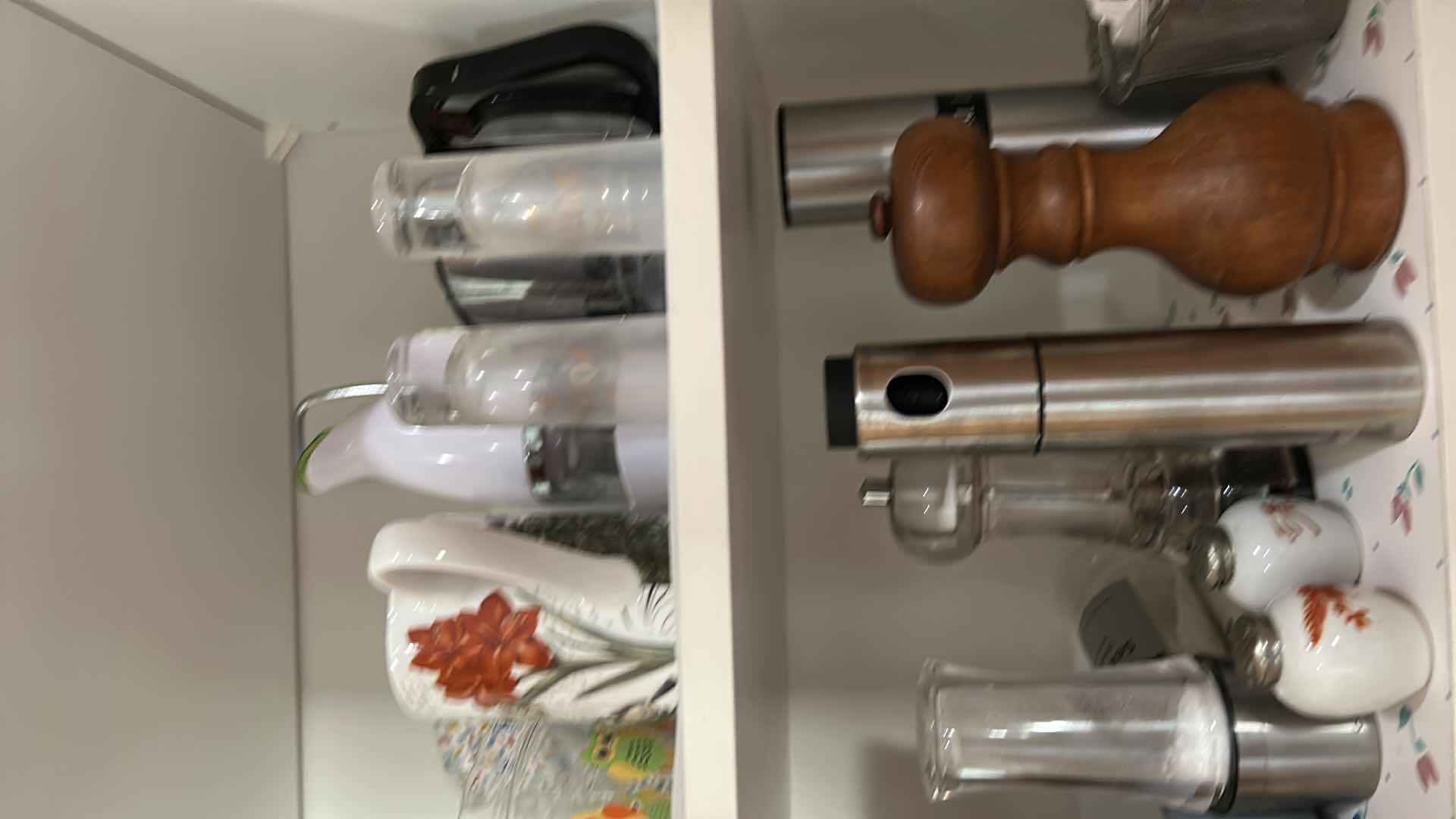 Photo 1 of CONTENTS OF 2 SHELVES