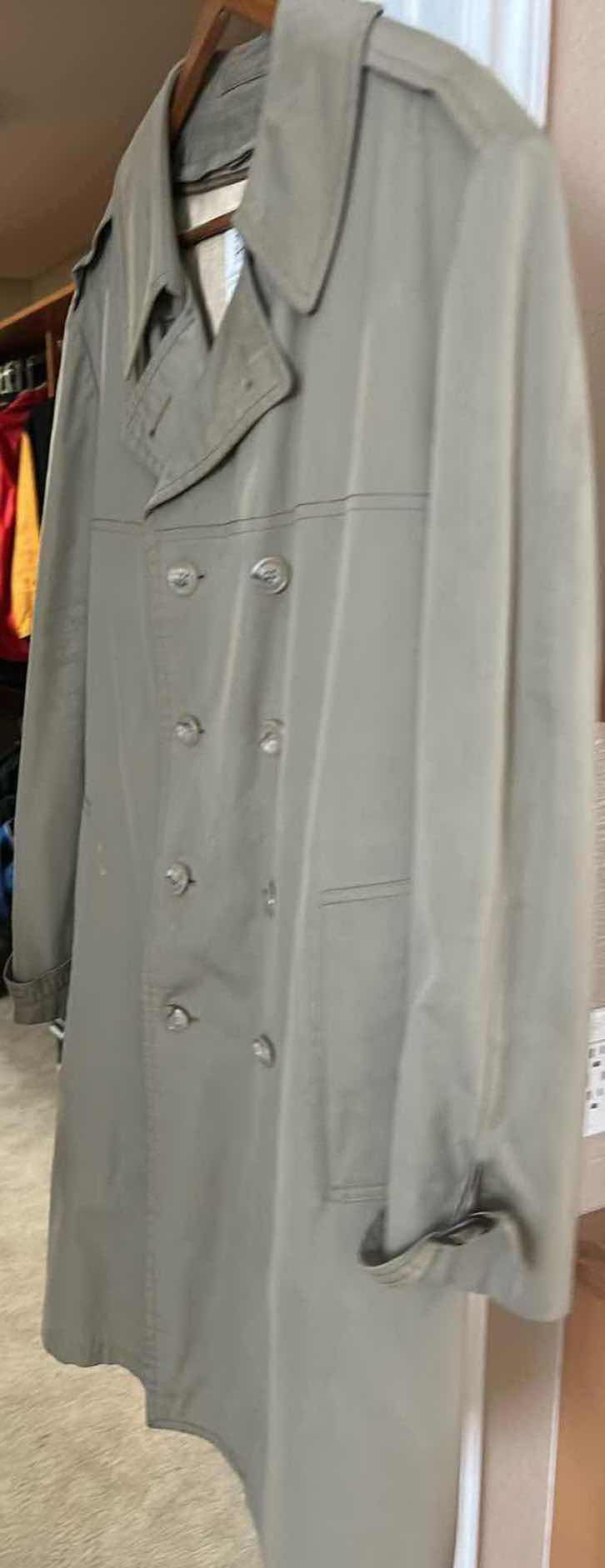Photo 1 of BEIGE LONDON FOG MAINCOATS LINED SIZE 42 R