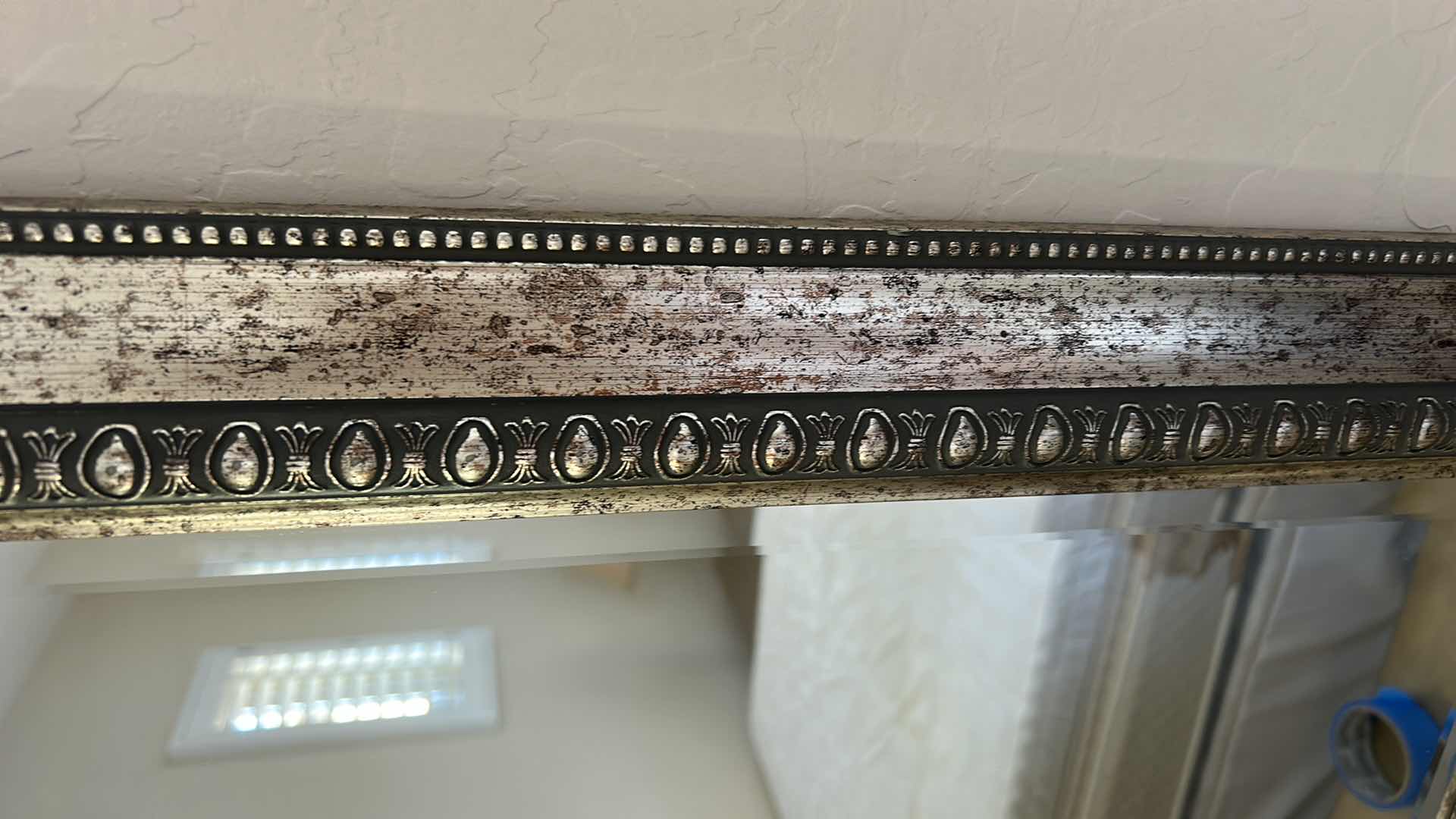Photo 1 of LARGE RECTANGULAR WALL MIRROR WITH DECORATIVE GOLD-TONE FRAME 41“ x H29“