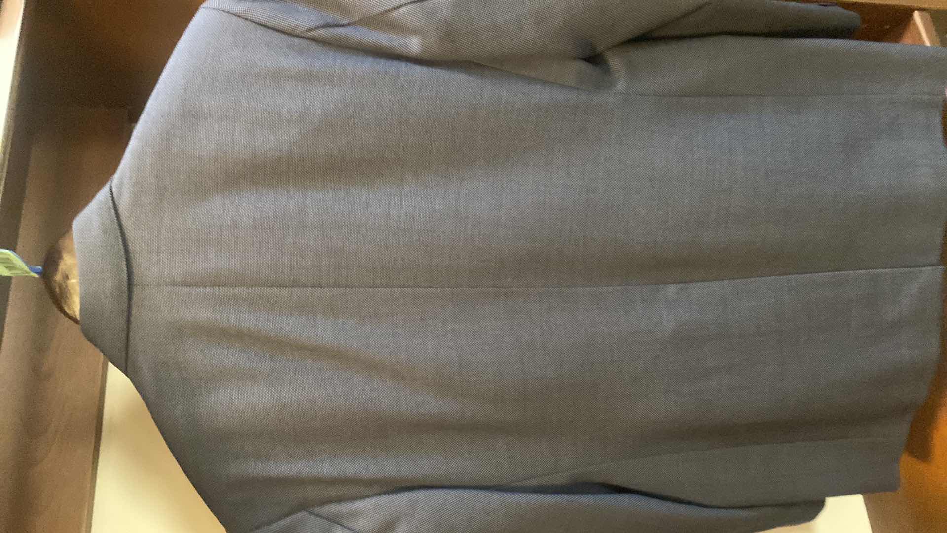 Photo 1 of MENS GRAND CUSTOM SUIT 100%WOOL MADE IN HONG KONG EST SIZE JACKET 40/42 PANTS 33/34