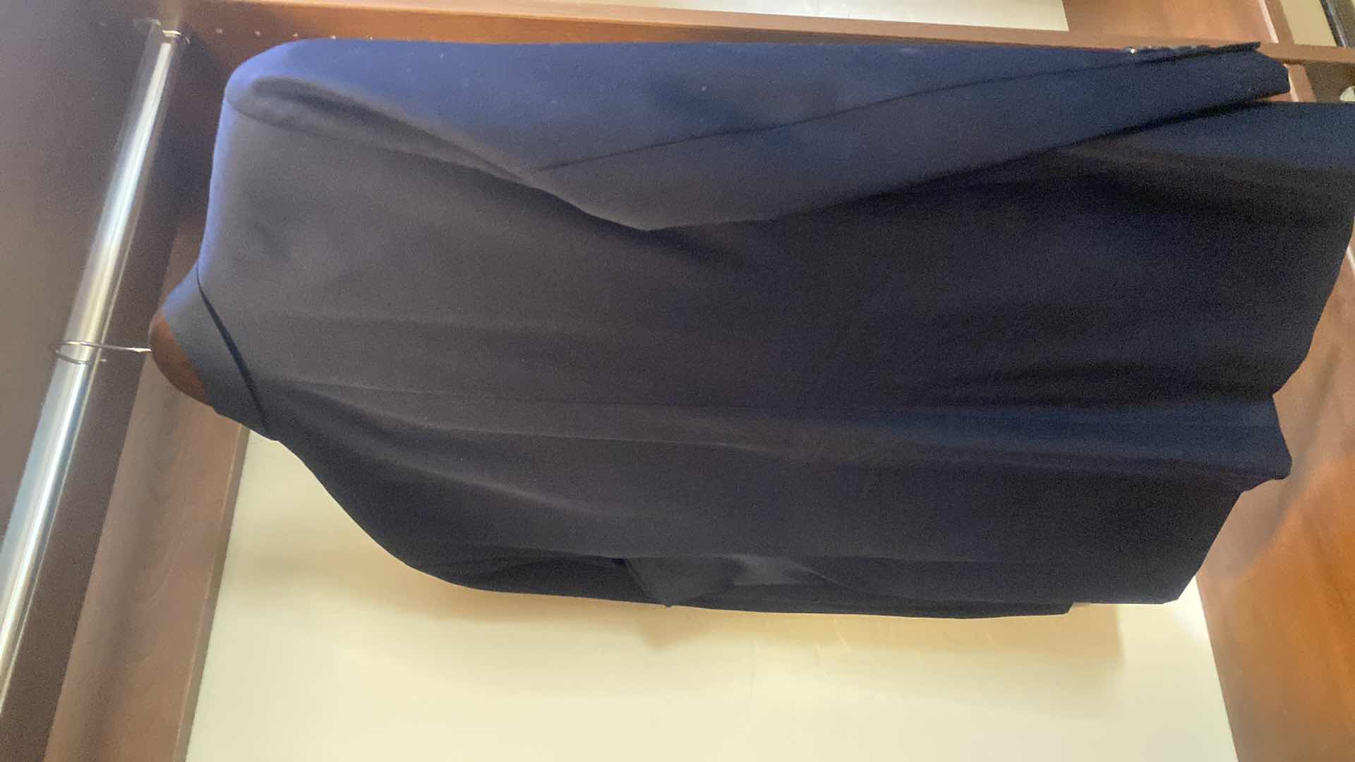 Photo 1 of MENS GRAND CUSTOM SUIT 100%WOOL MADE IN HONG KONG EST SIZE JACKET 40/42 PANTS 33/34