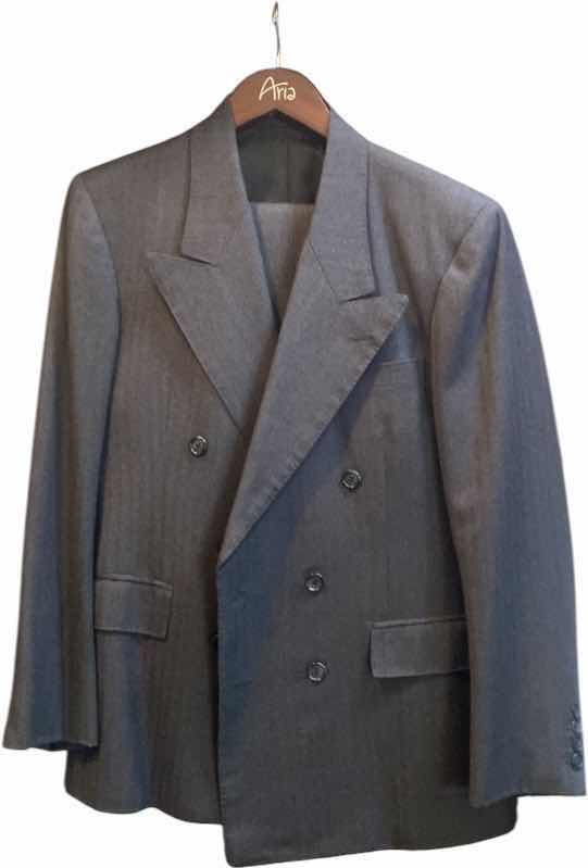 Photo 1 of MENS GRAND CUSTOM SUIT 100%WOOL MADE IN HONG KONG EST SIZE JACKET 40/42 PANTS 33/34