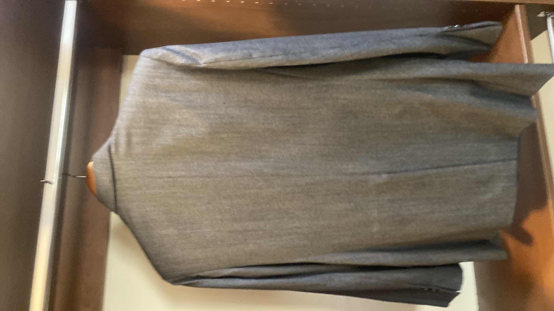 Photo 1 of MENS GRAND CUSTOM SUIT 100%WOOL MADE IN HONG KONG EST SIZE JACKET 40/42 PANTS 33/34